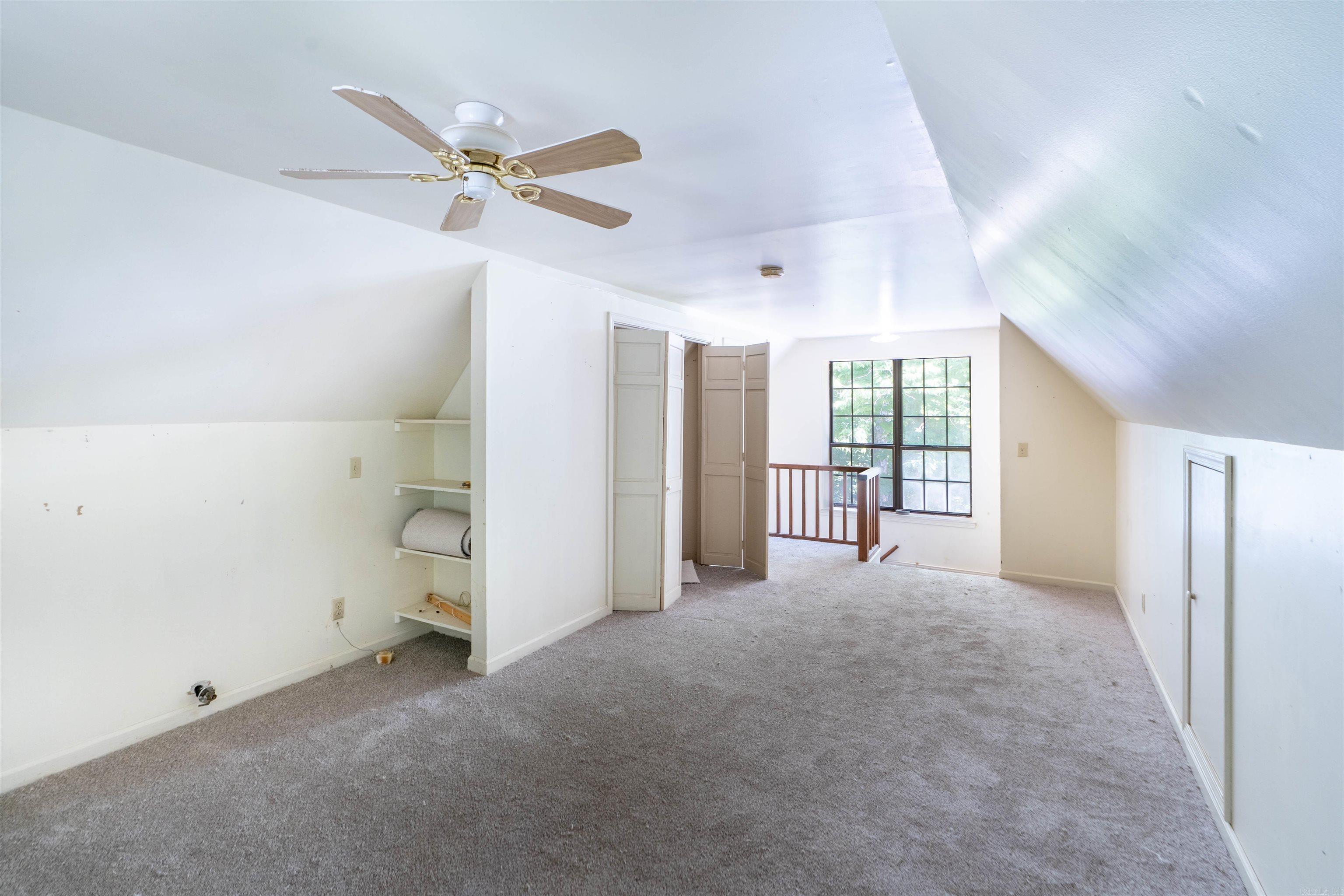 26 Holiday Hills Dr  Helena, AR