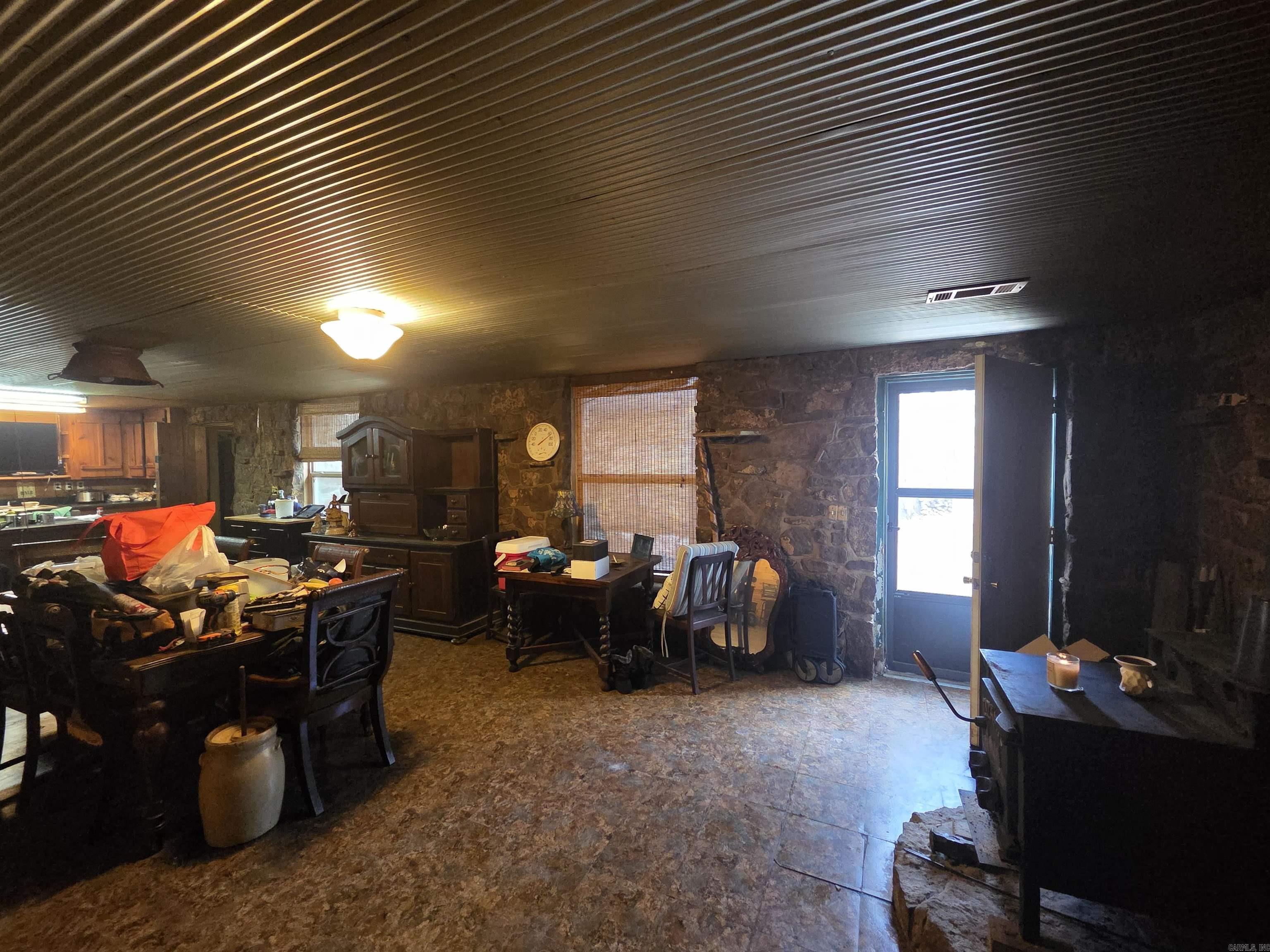 781 Sawmill  Mountain View, AR