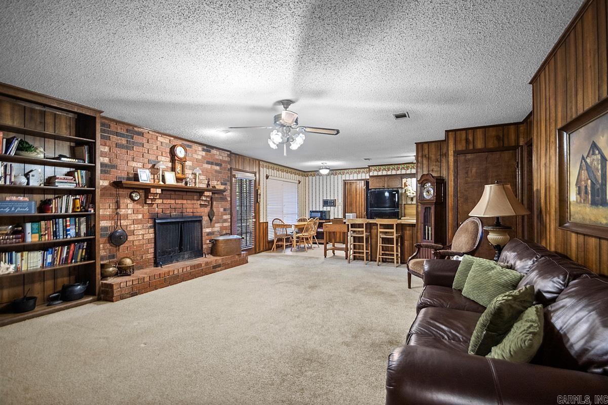 1905 Hutto  Conway, AR