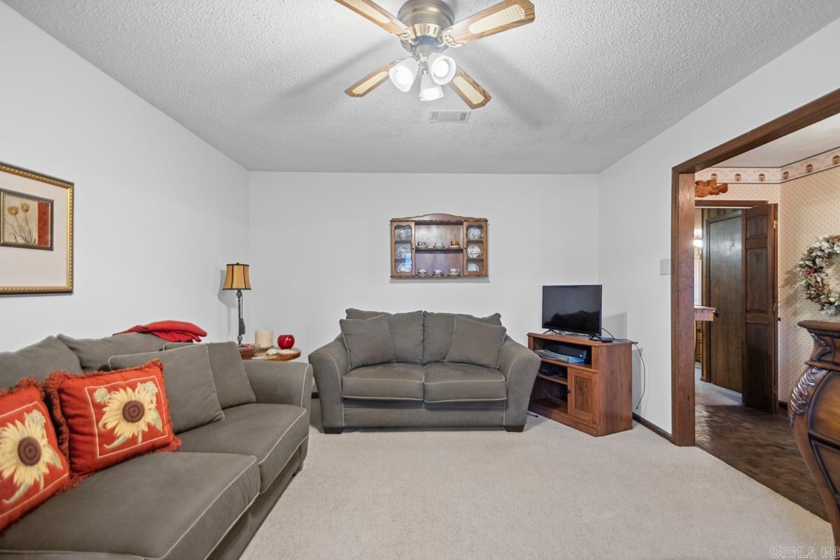 1905 Hutto  Conway, AR