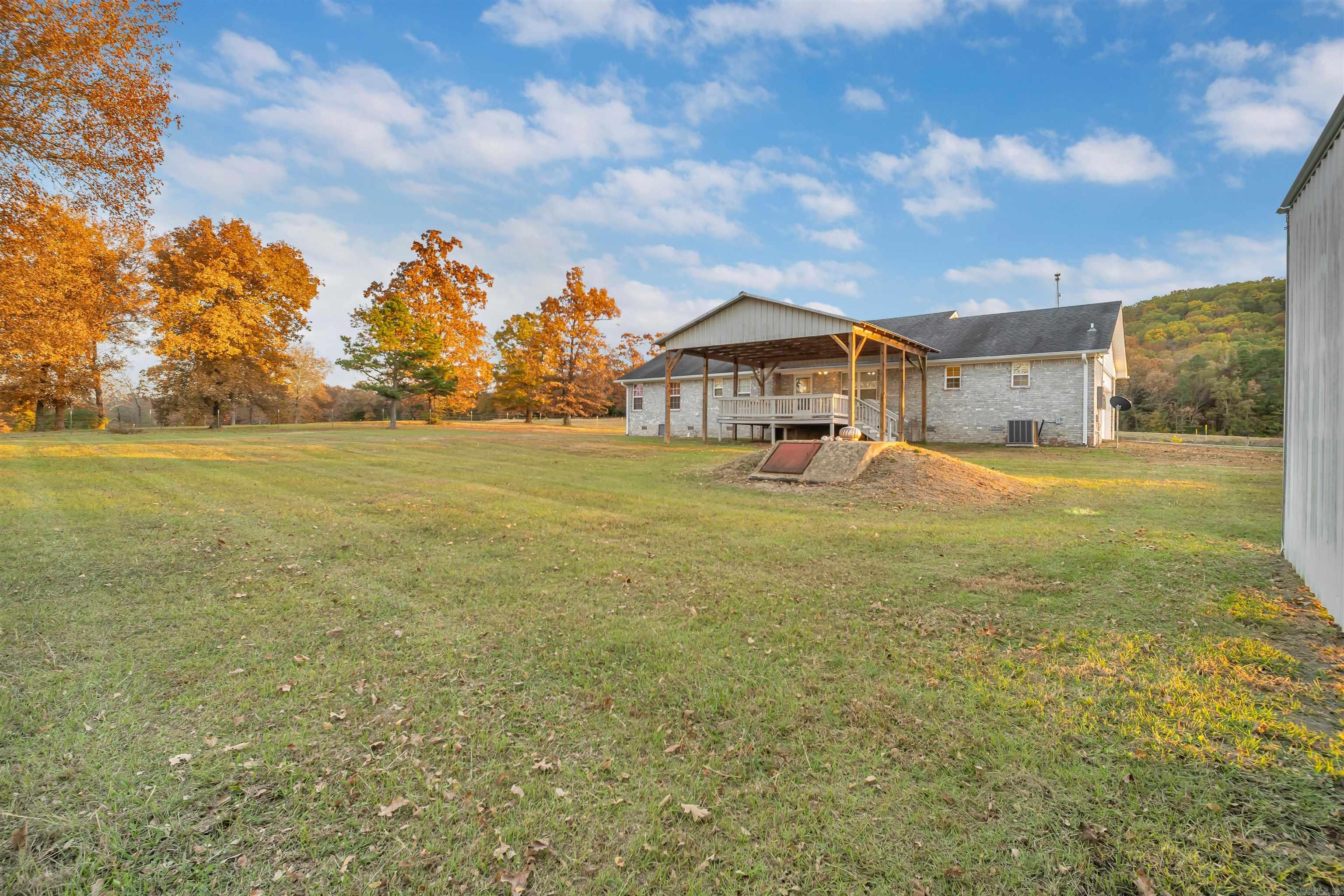 81 Eoff Lane Center Ridge, AR 72027