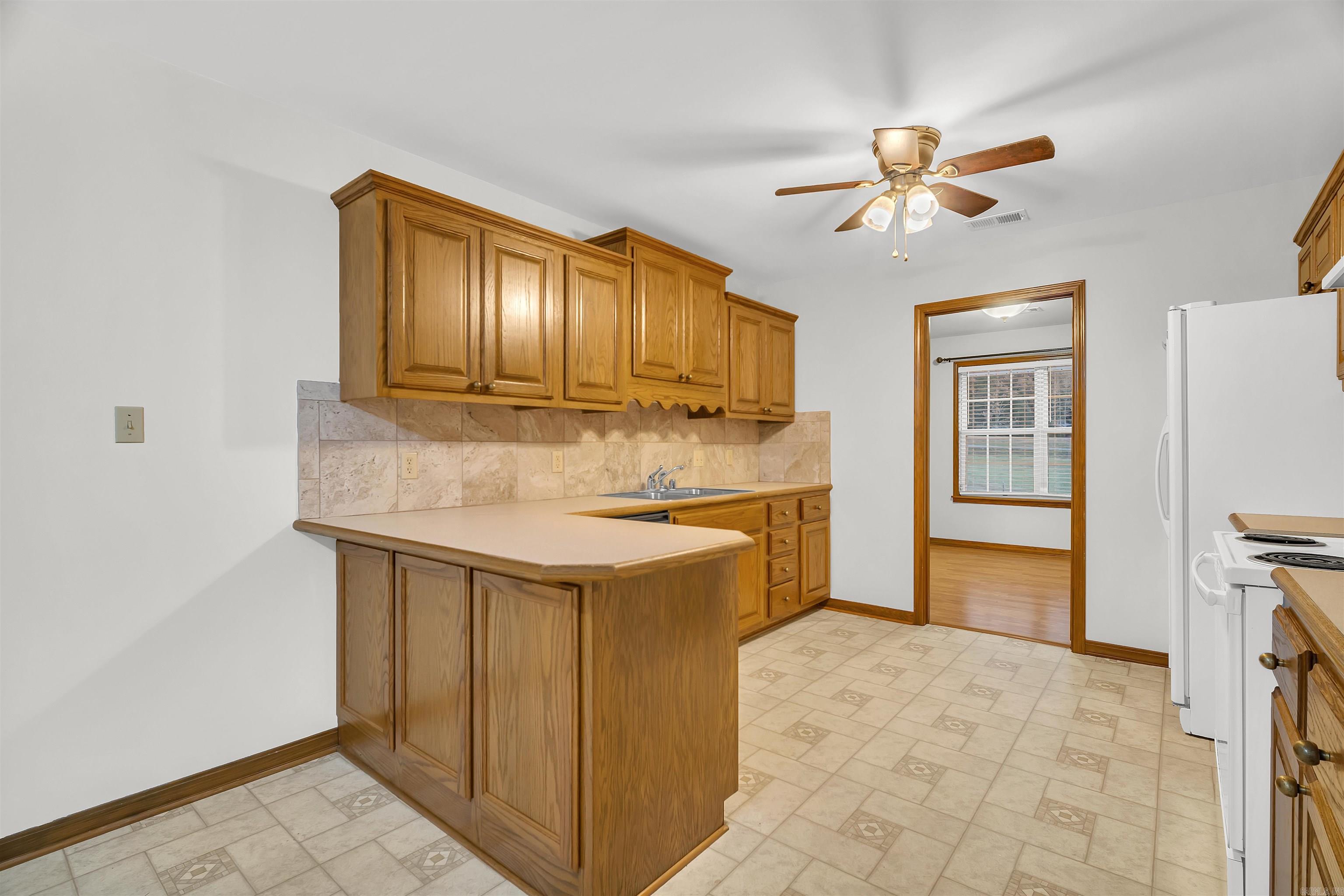 81 Eoff Lane Center Ridge, AR 72027