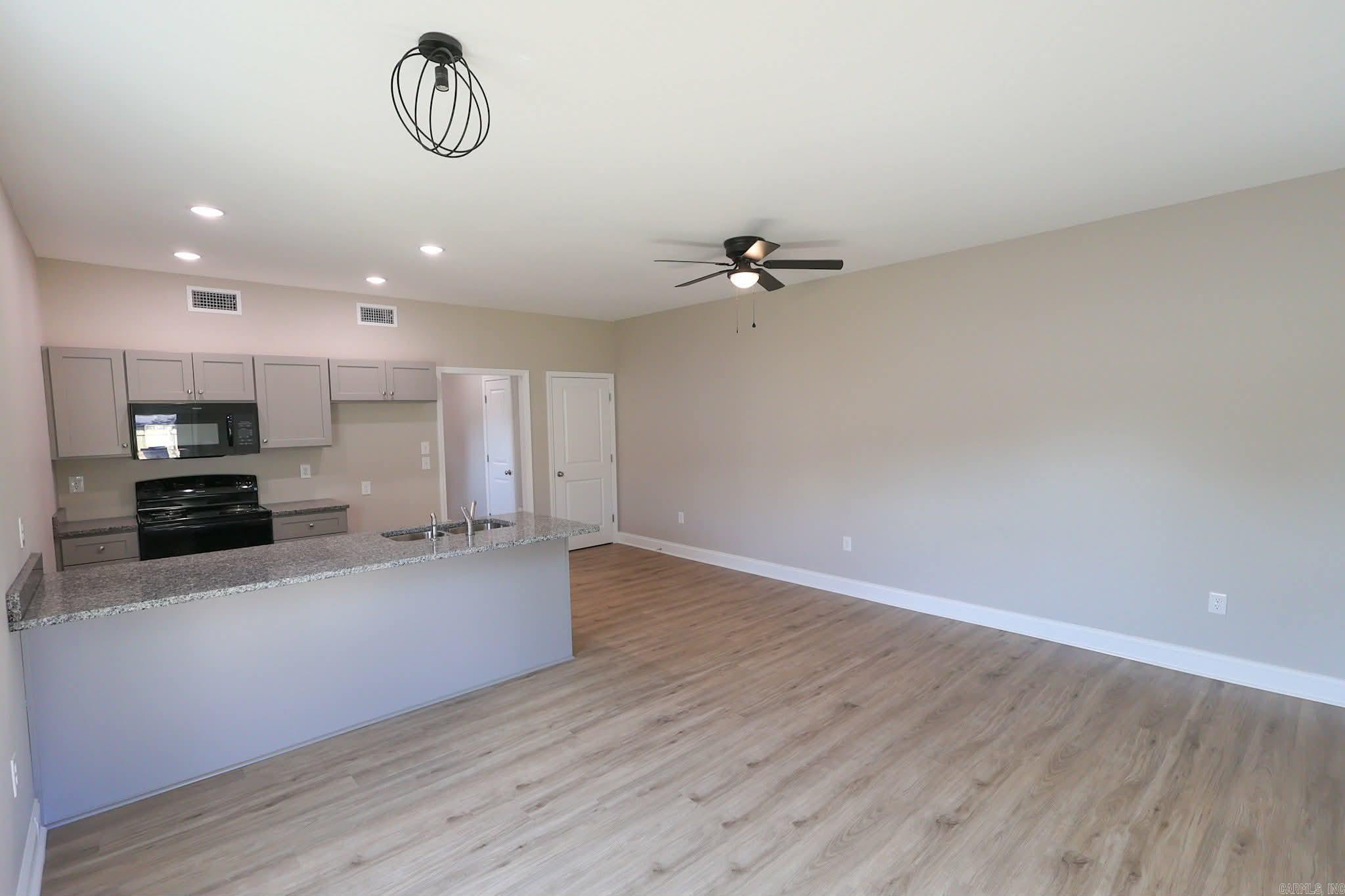 417 & 419 E Center  Jacksonville, AR