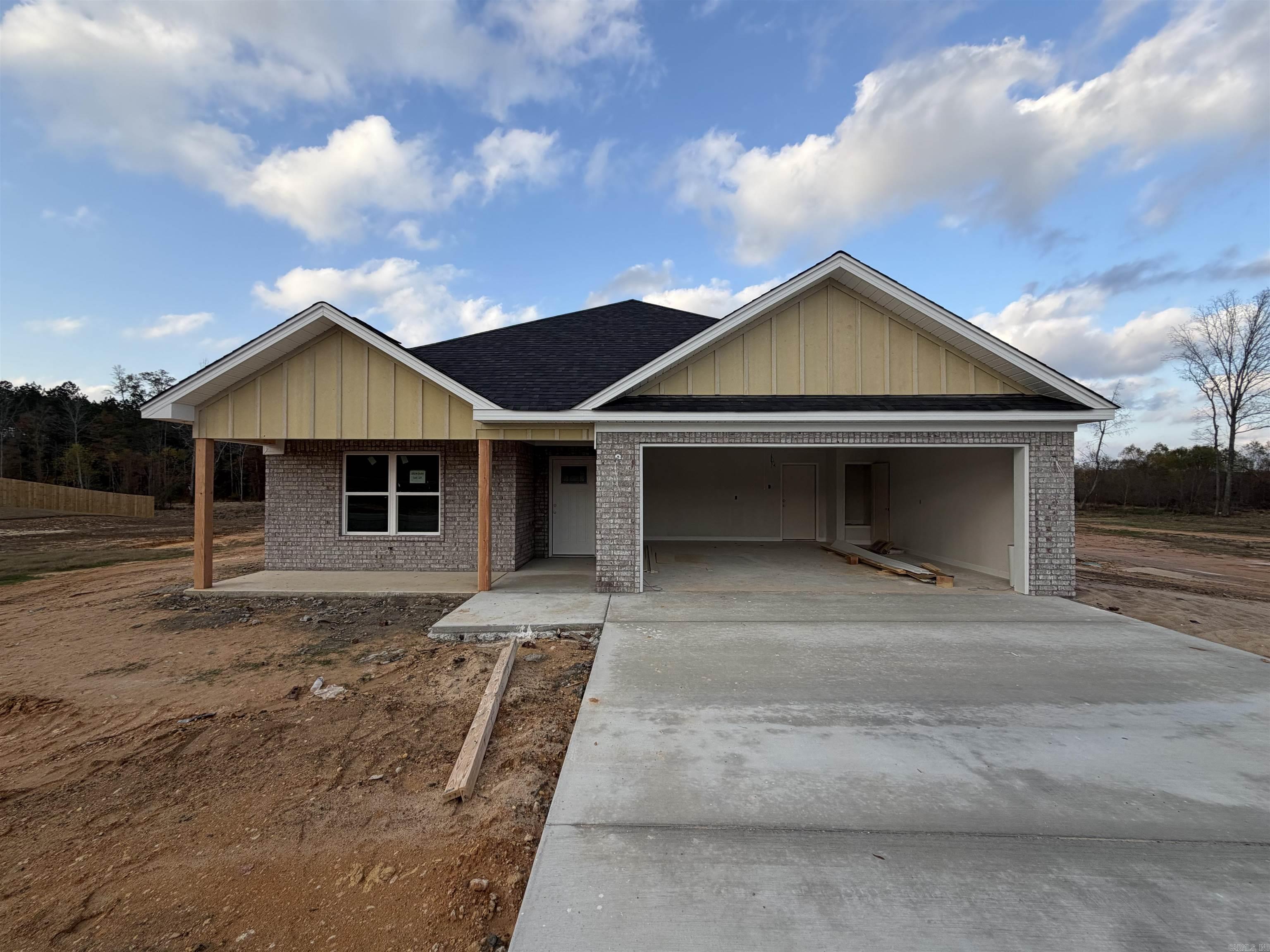 1024 Duke Drive Bauxite, AR 72011