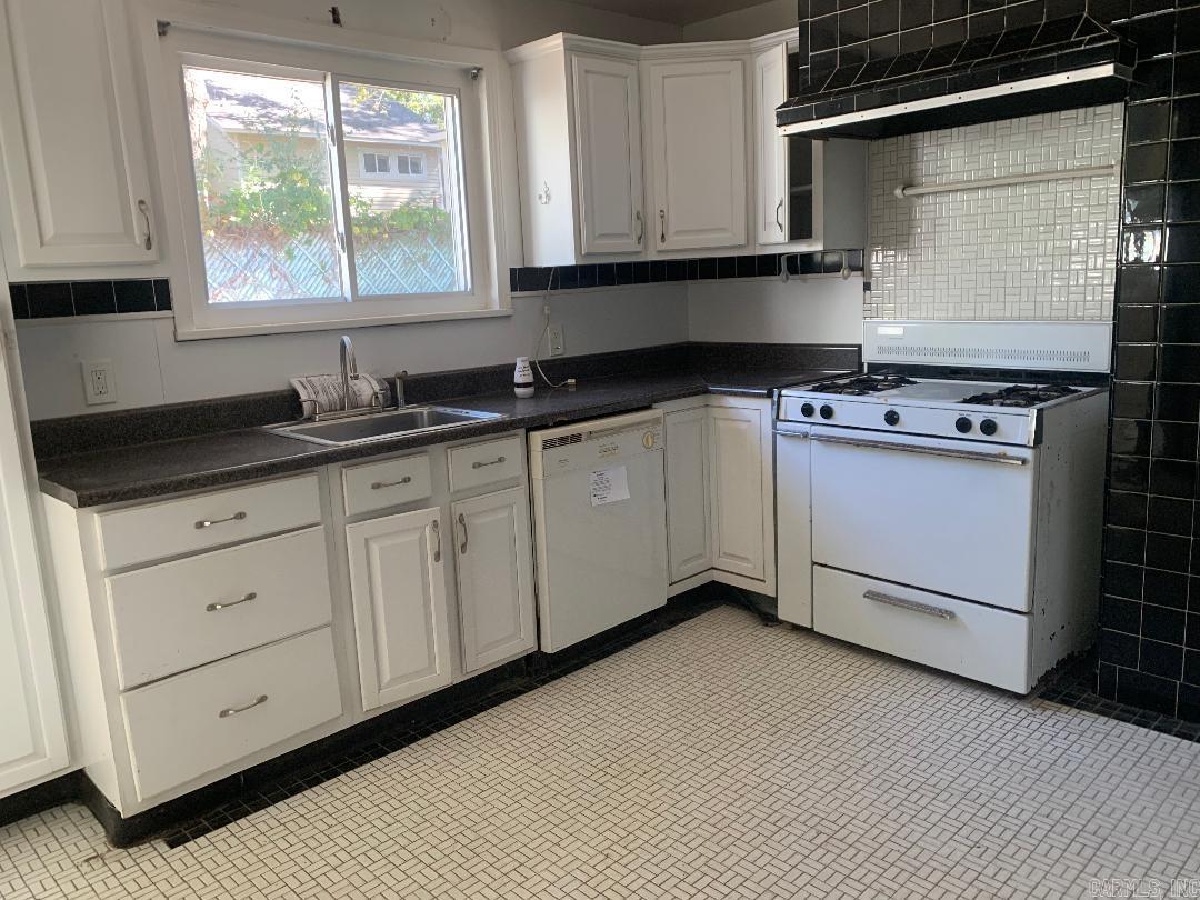 210 HARRELL  Hot Springs, AR