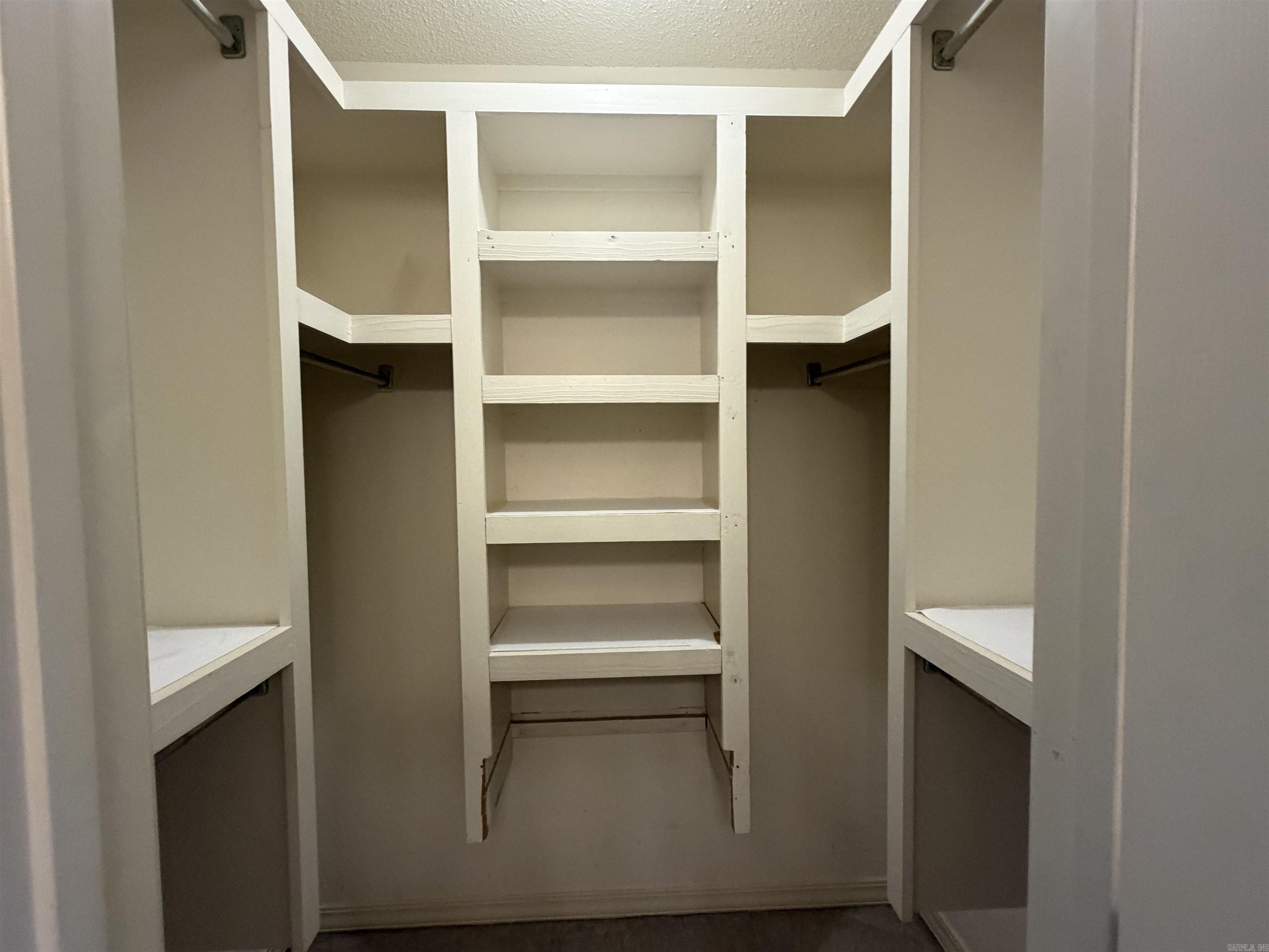 28 River Oaks Trace Searcy, AR 72143