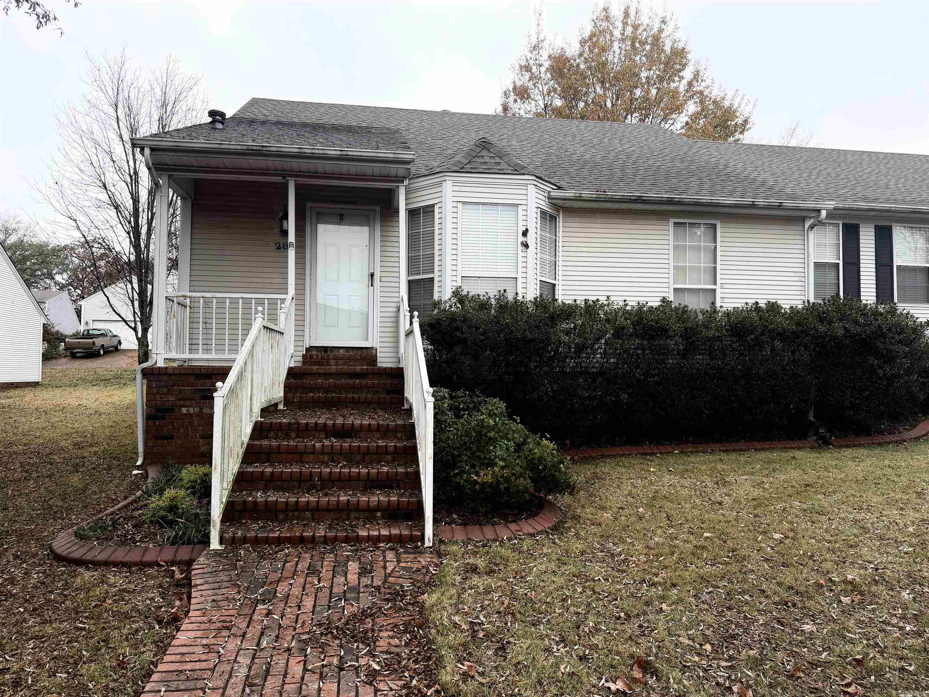 28 River Oaks Trace Searcy, AR 72143