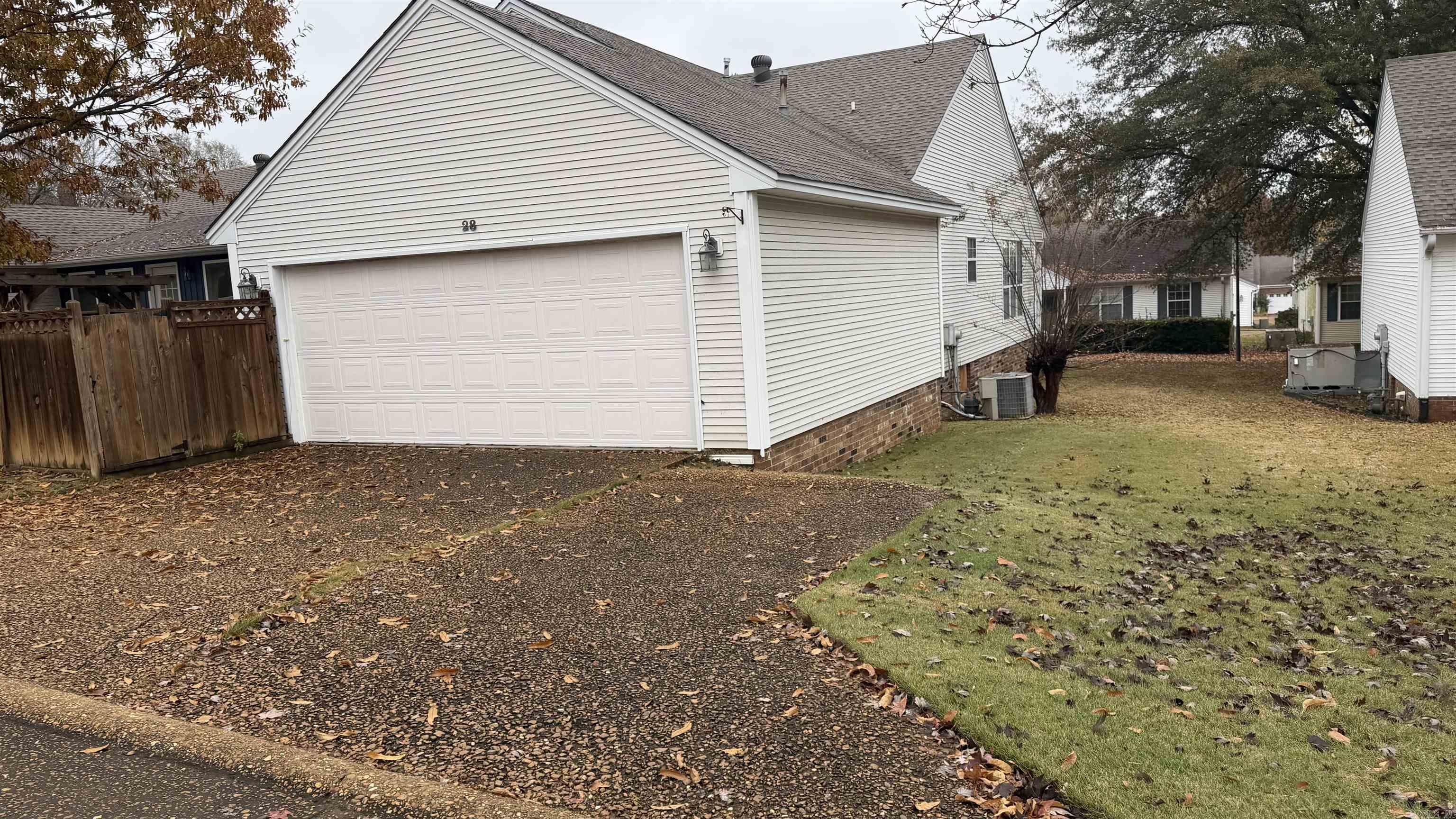 28 River Oaks Trace Searcy, AR 72143