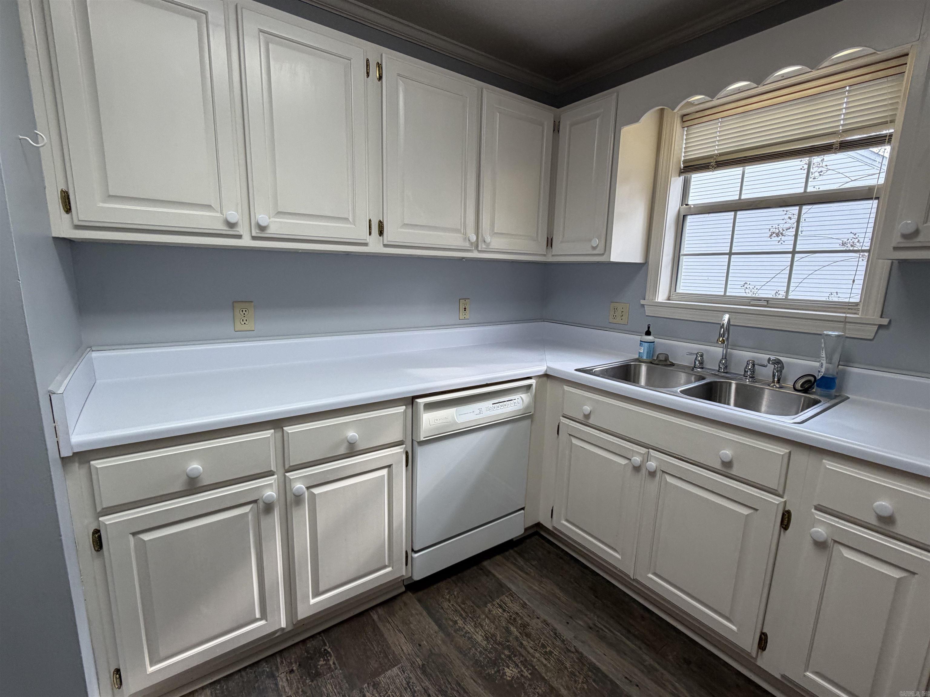 28 River Oaks Trace Searcy, AR 72143