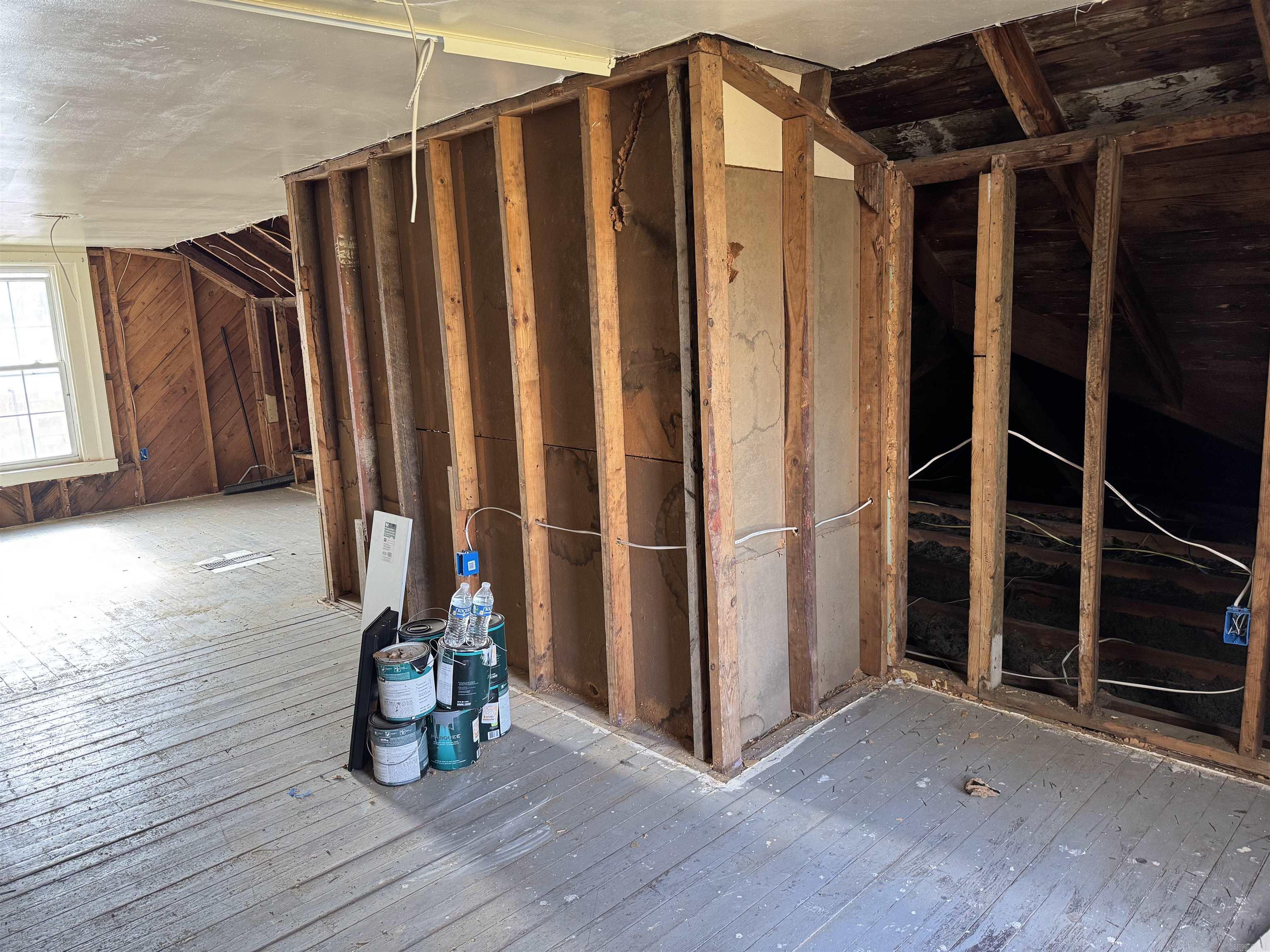 1806 S State  Little Rock, AR