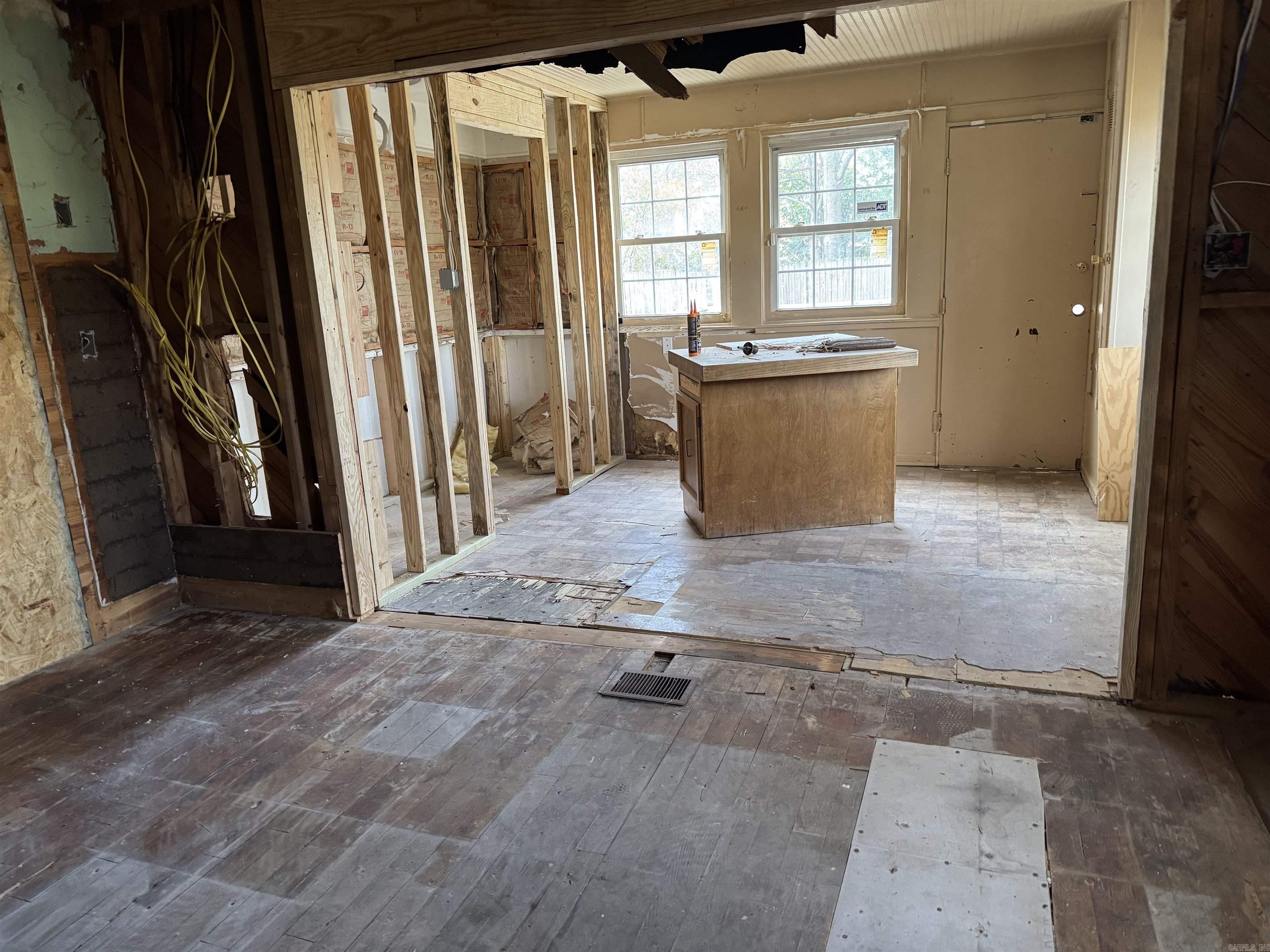 1806 S State  Little Rock, AR