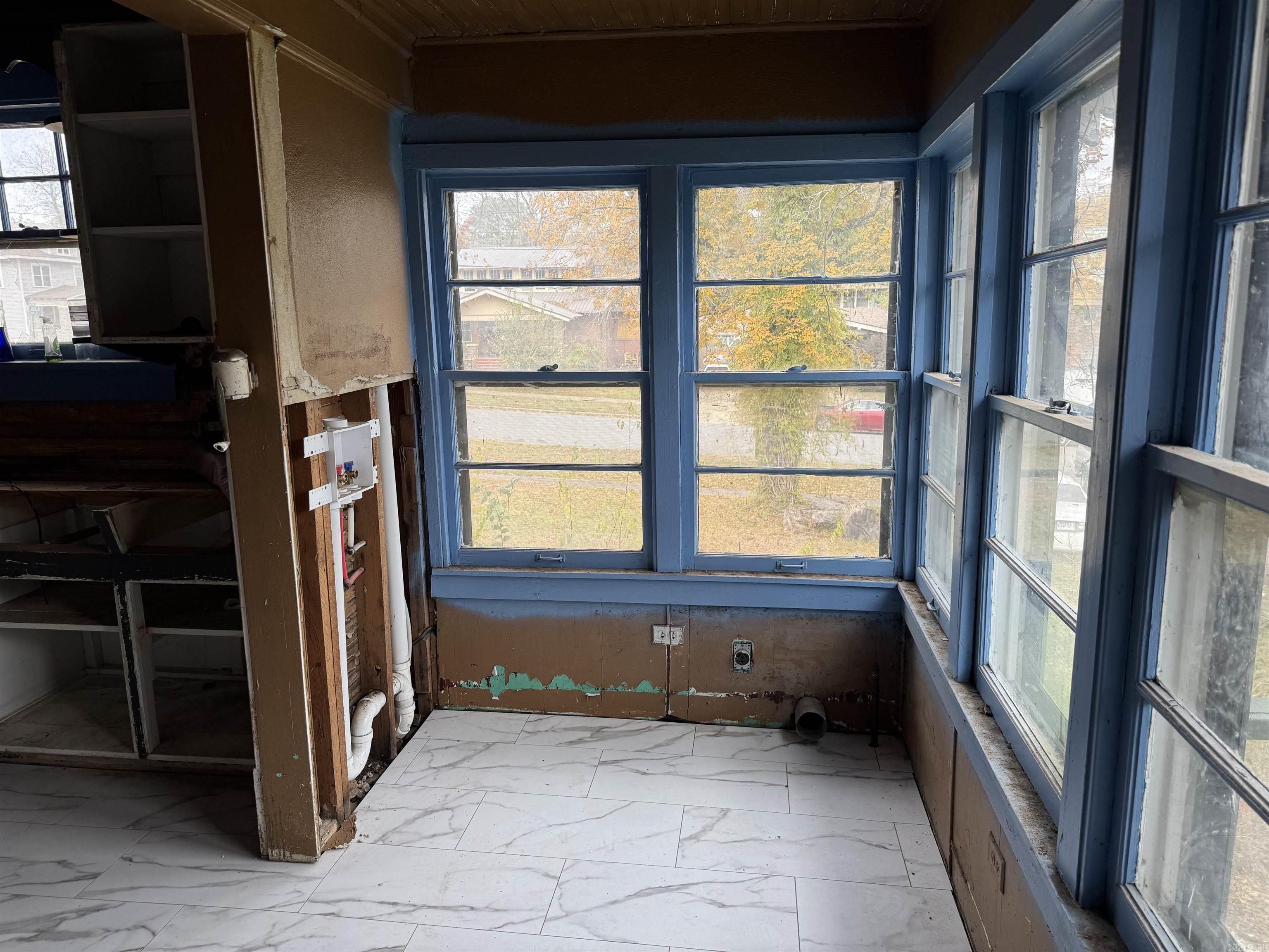 2405 Wolfe  Little Rock, AR