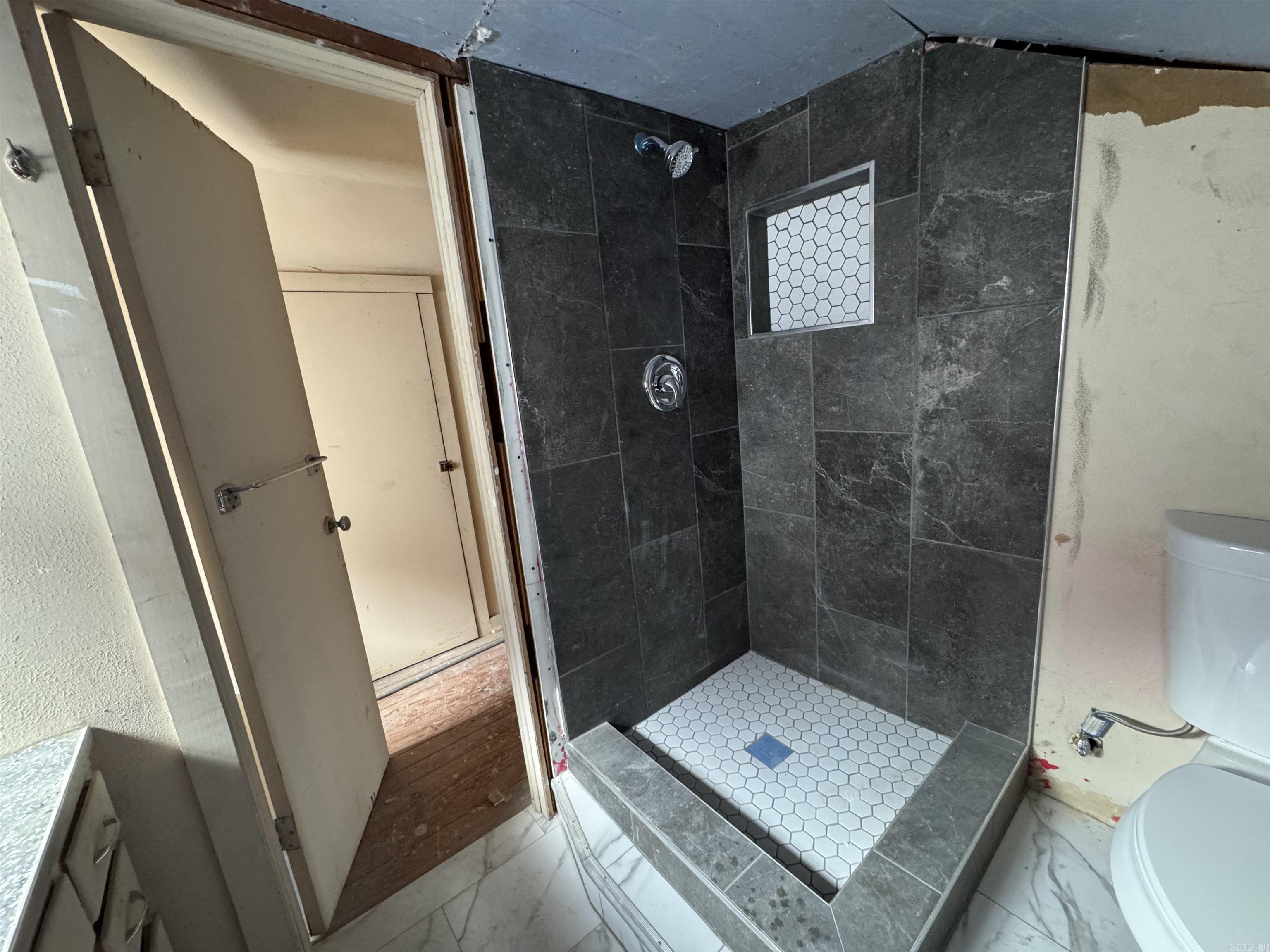 2405 Wolfe  Little Rock, AR