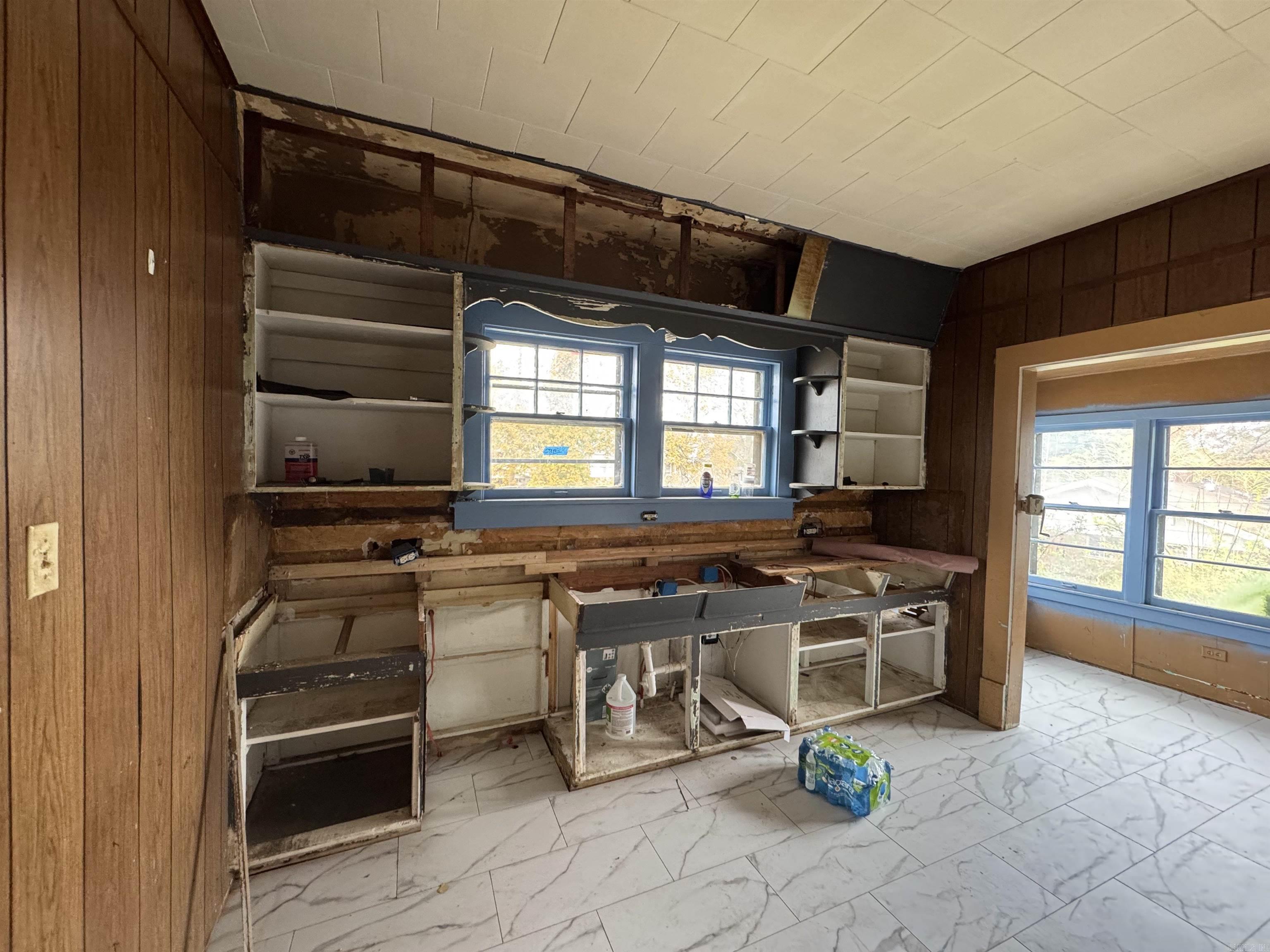 2405 Wolfe  Little Rock, AR