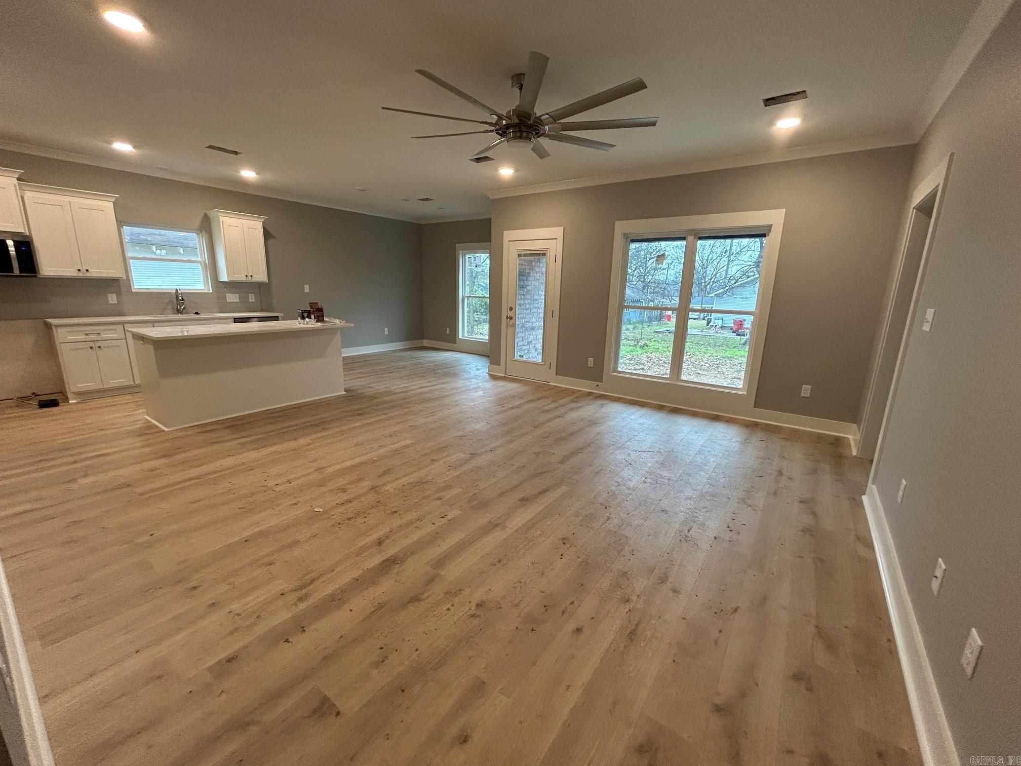 209 N Griffin  Morrilton, AR