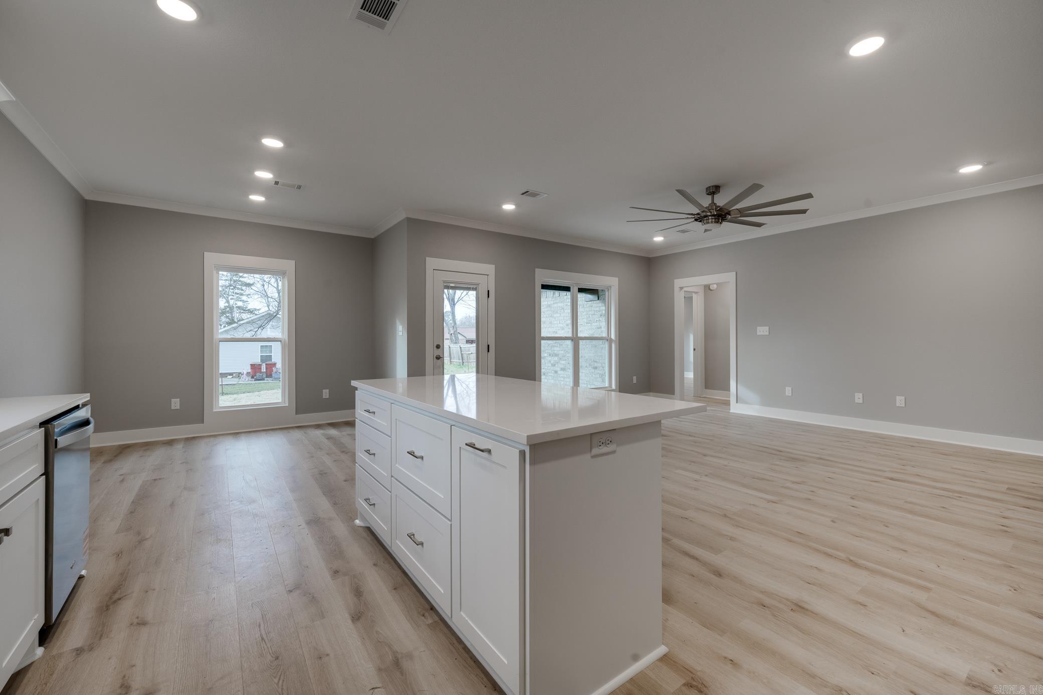 209 N Griffin Street Morrilton, AR 72110