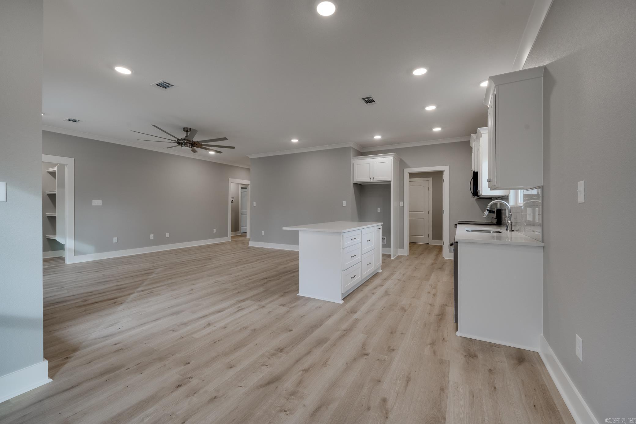 209 N Griffin Street Morrilton, AR 72110