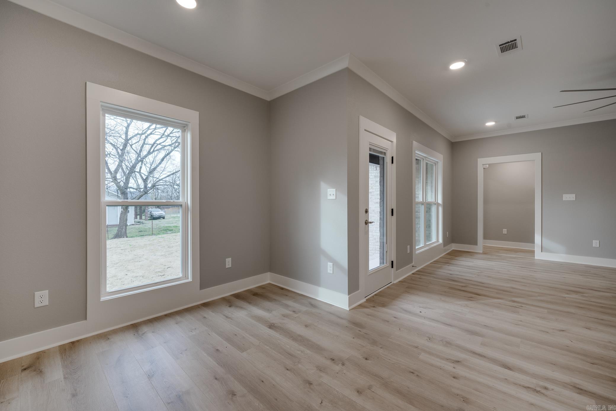 209 N Griffin Street Morrilton, AR 72110