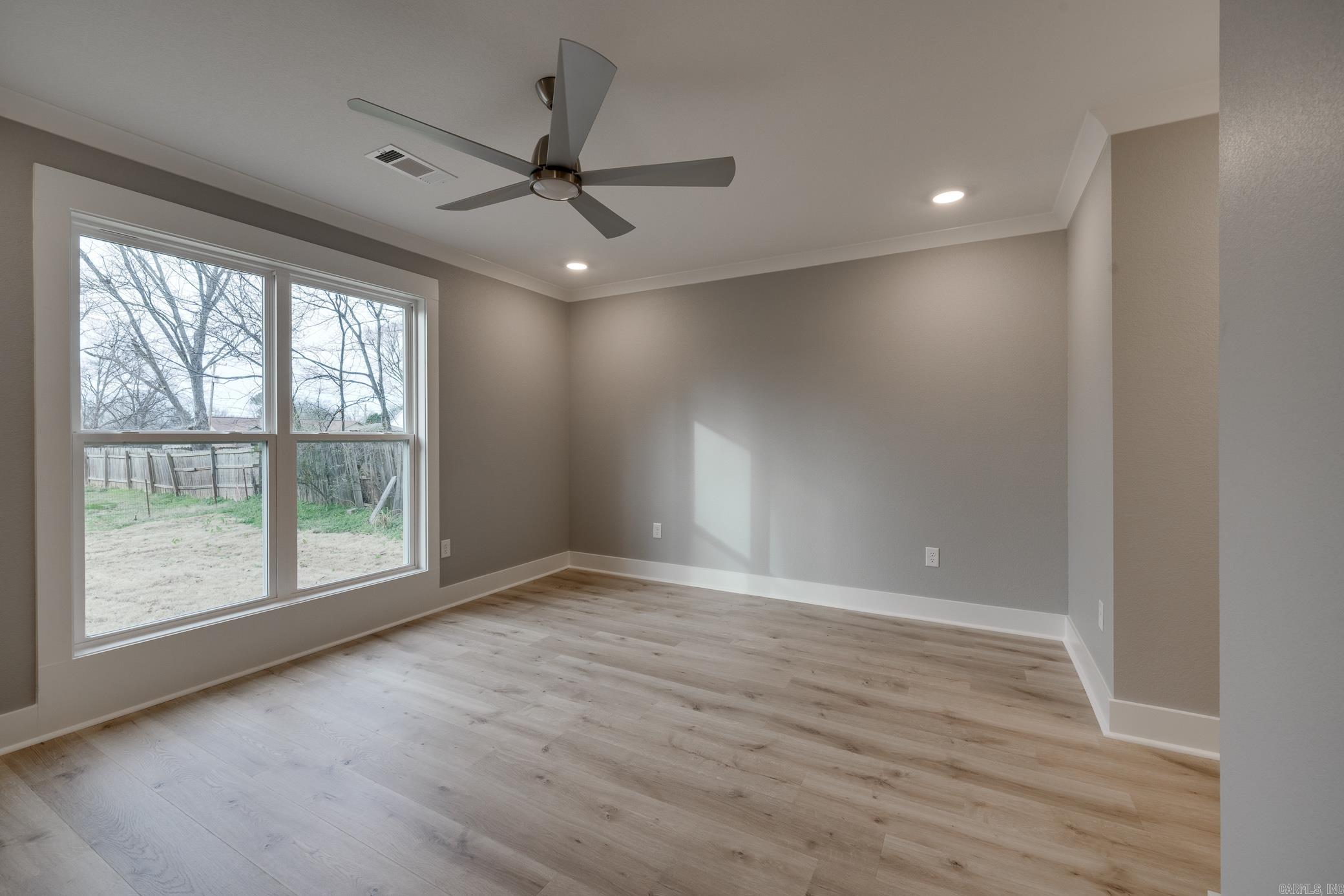 209 N Griffin Street Morrilton, AR 72110