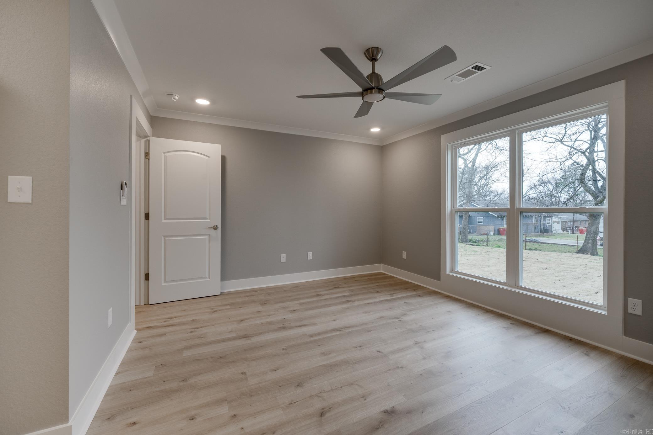 209 N Griffin Street Morrilton, AR 72110