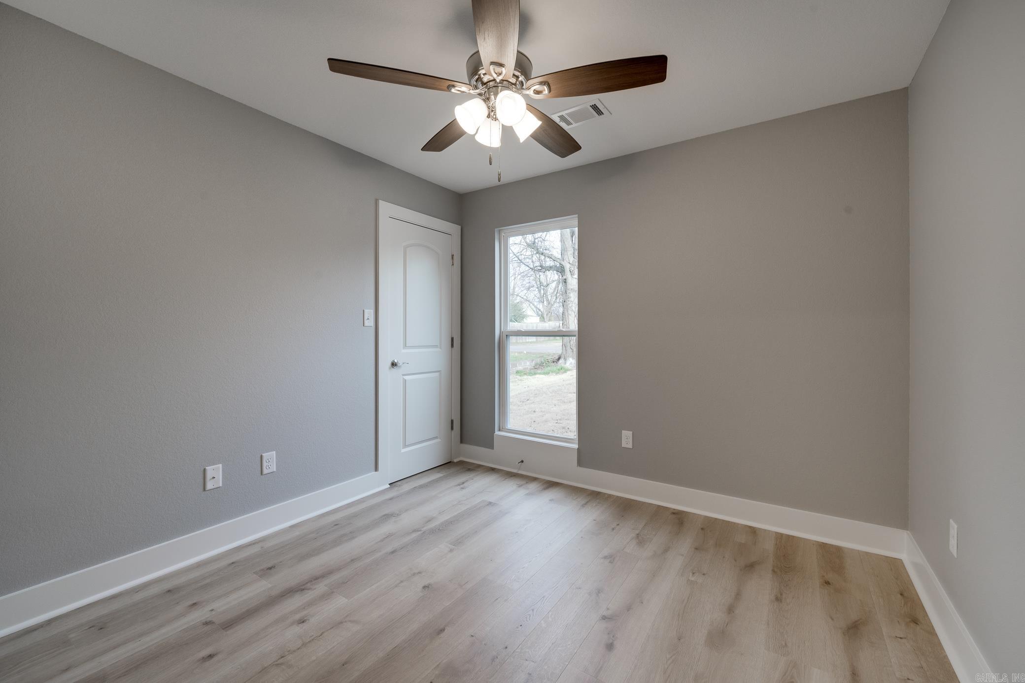 209 N Griffin Street Morrilton, AR 72110