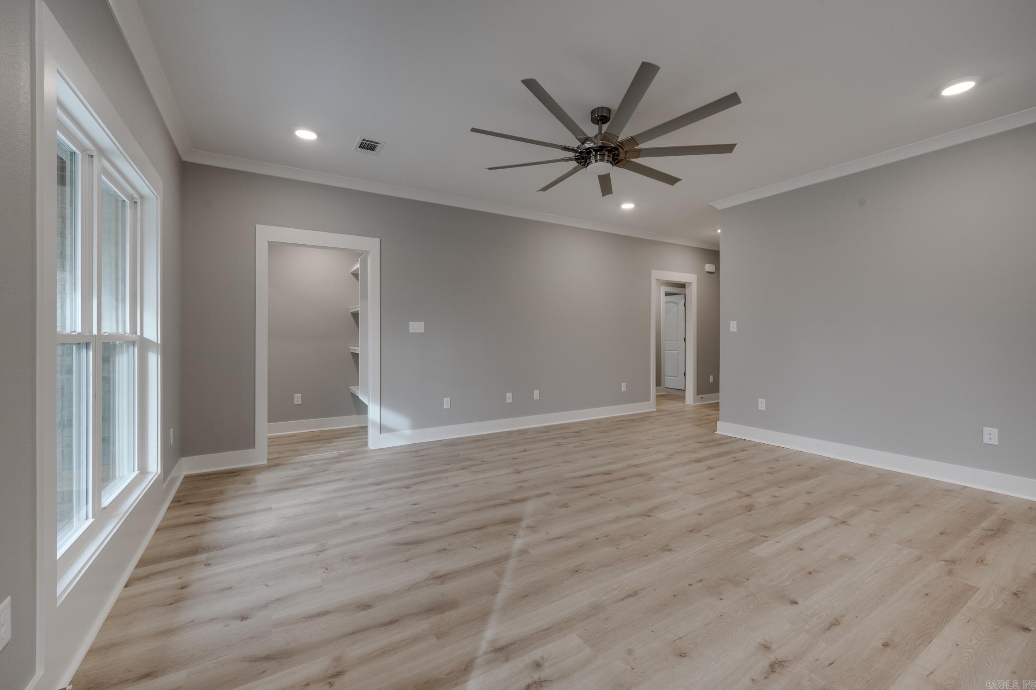 209 N Griffin Street Morrilton, AR 72110