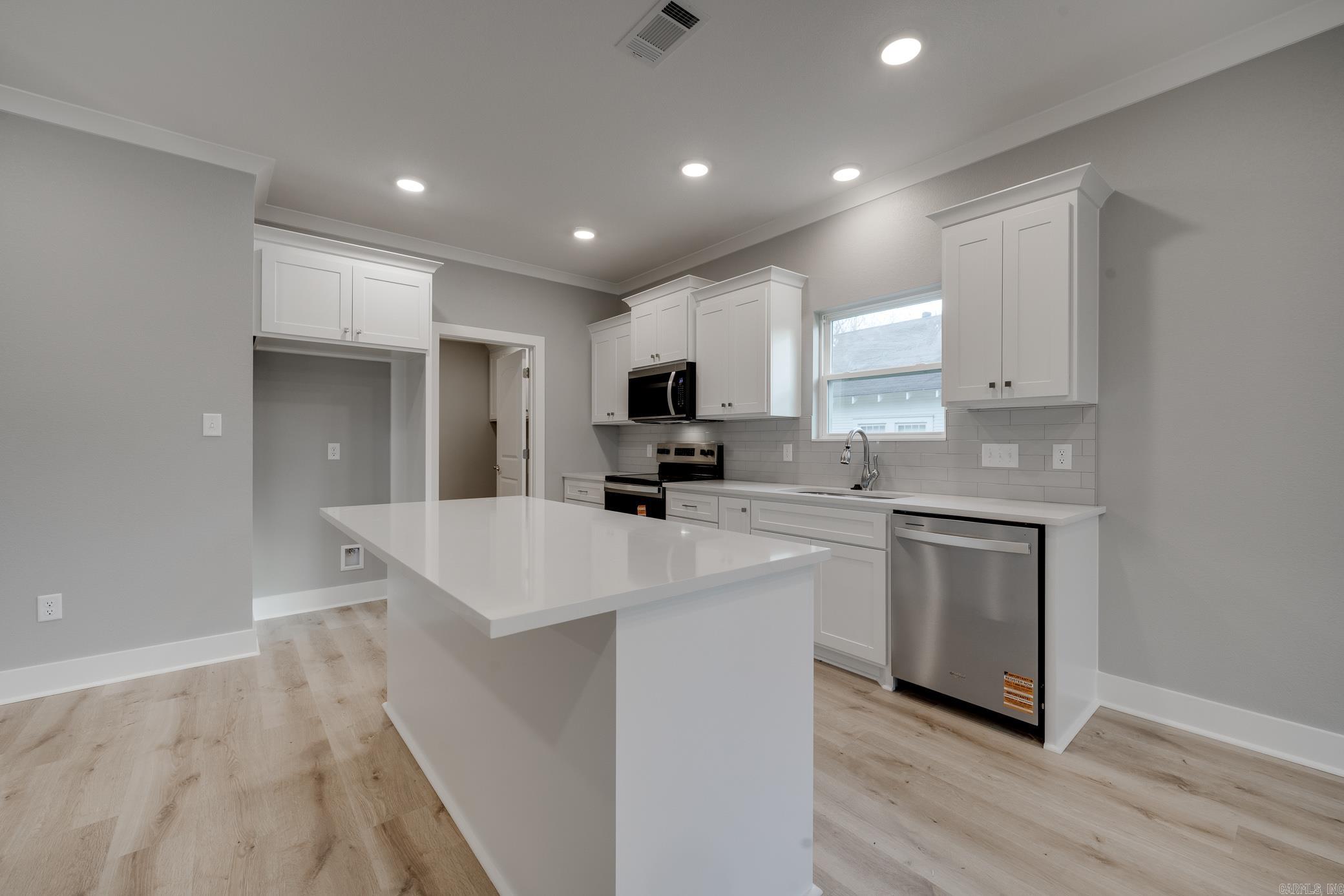 209 N Griffin Street Morrilton, AR 72110