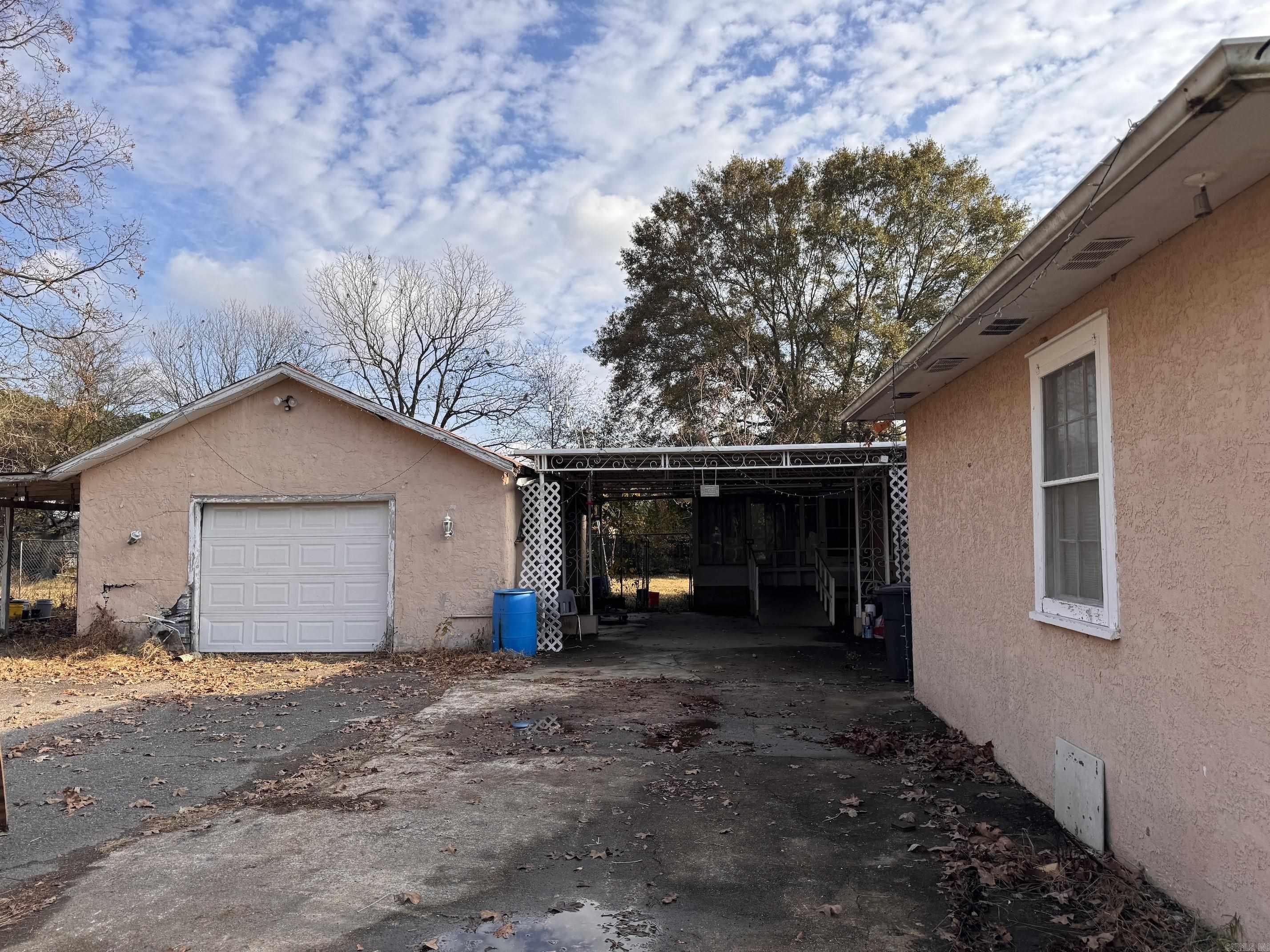 211 W Wilbur D Mills  Kensett, AR