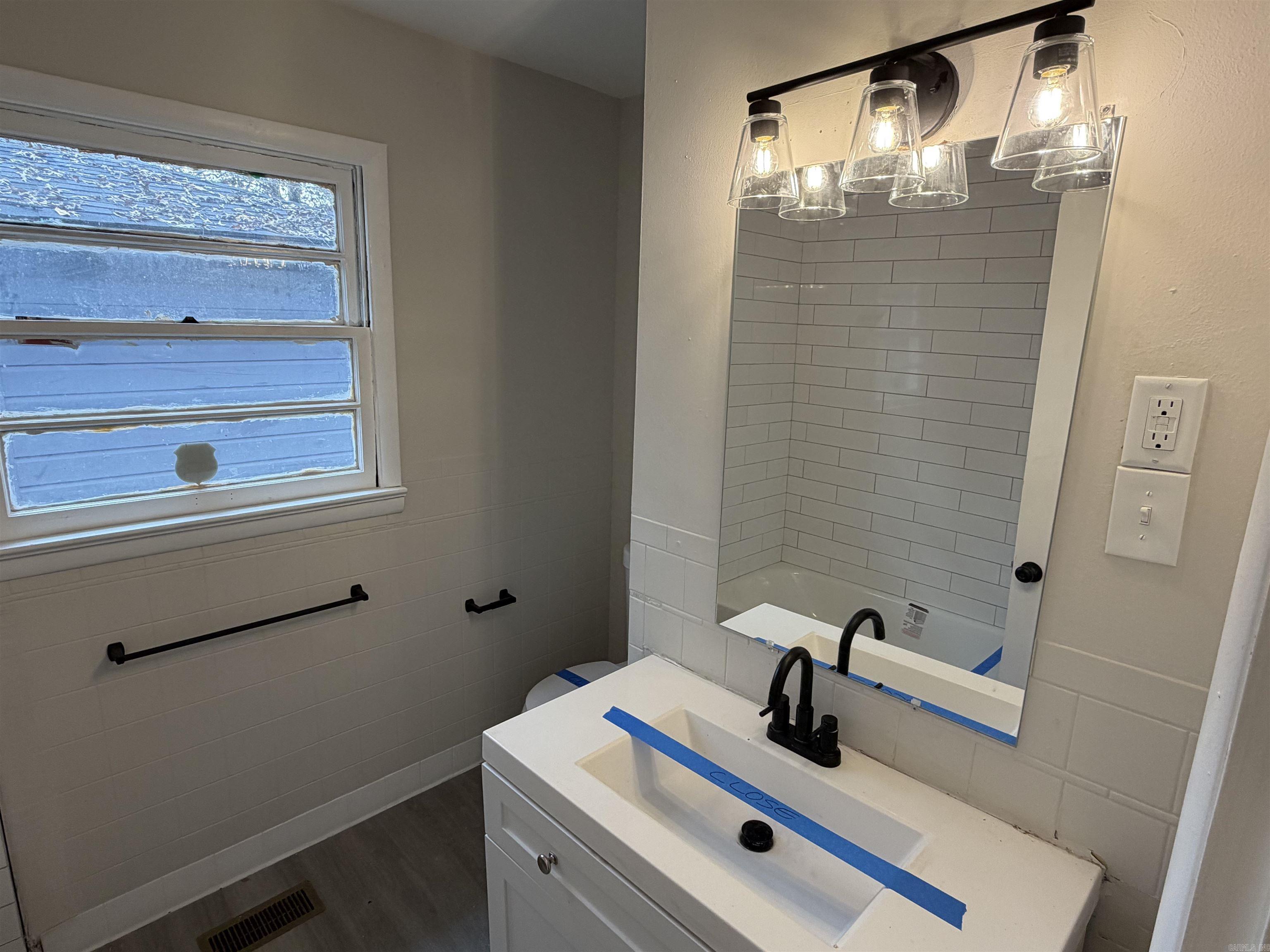 2204 S Monroe  Little Rock, AR