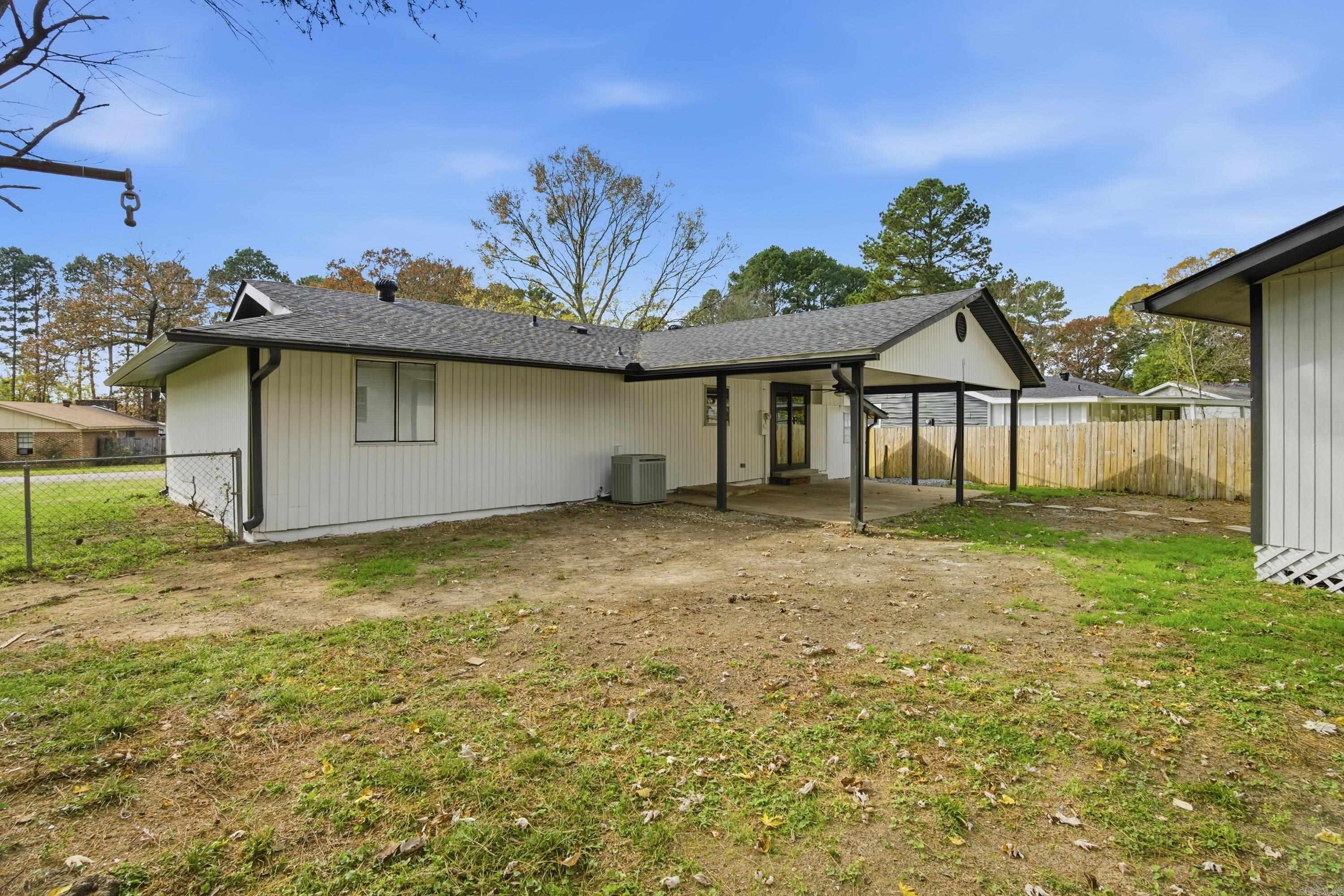 102 Squire  Hot Springs National Park, AR