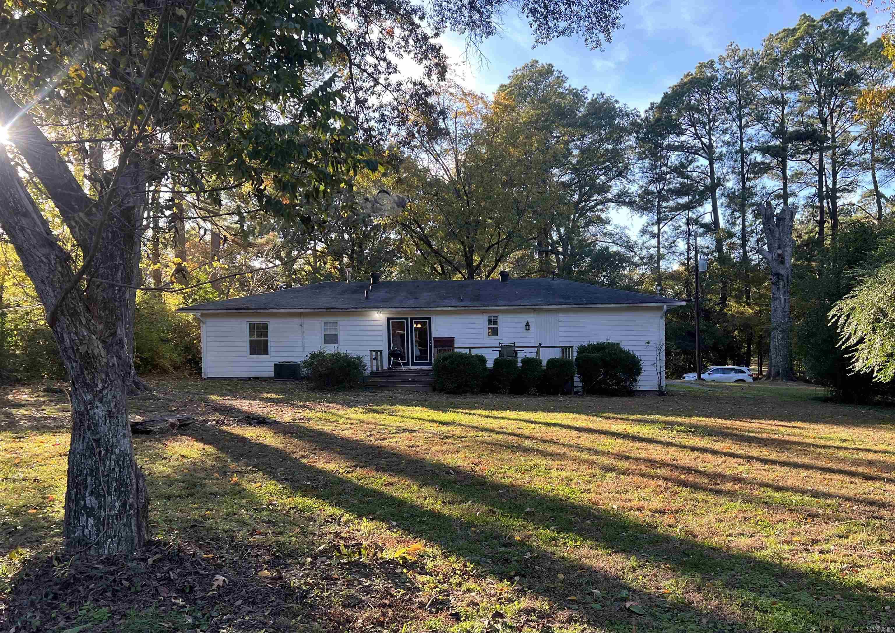 814 N Slemons Street Monticello, AR 71655