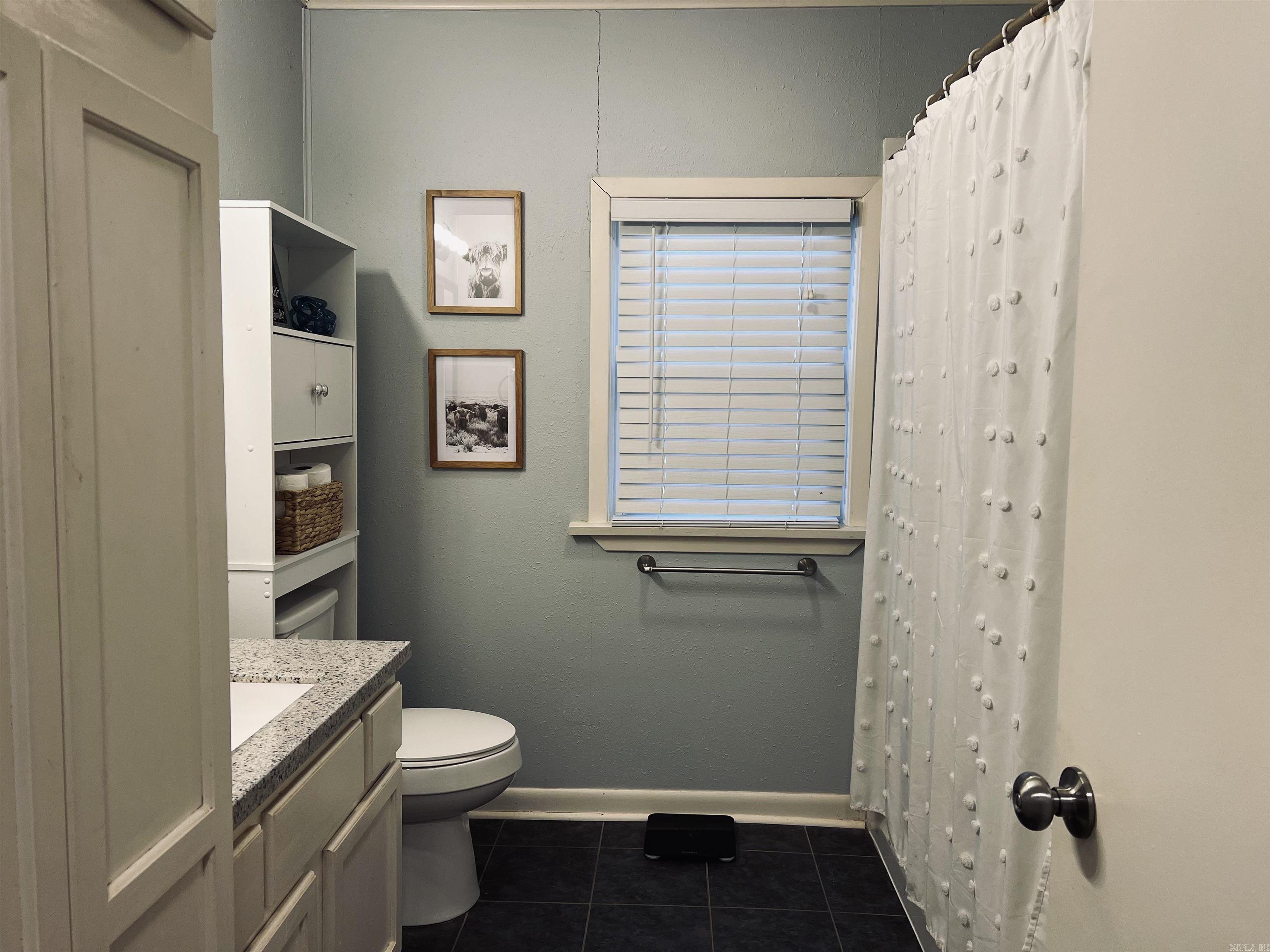 814 N Slemons Street Monticello, AR 71655