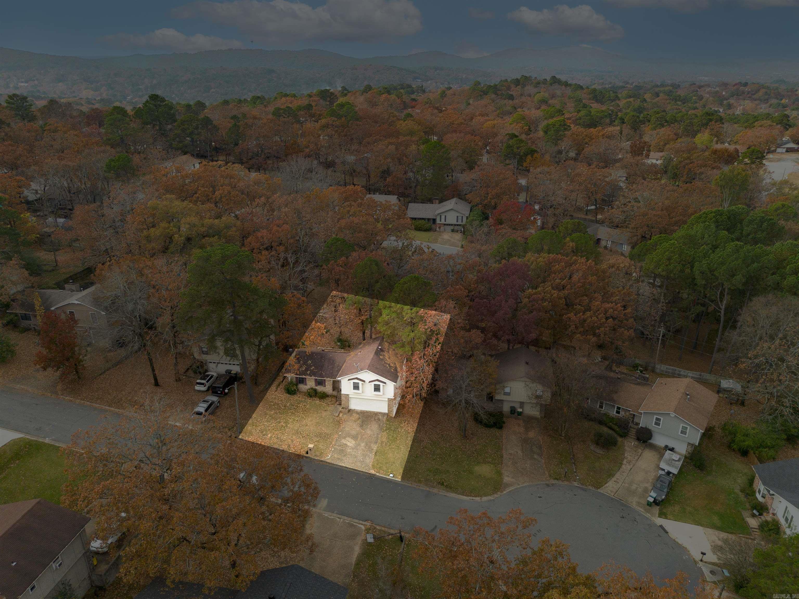 16 Emerald Court Little Rock, AR 72212