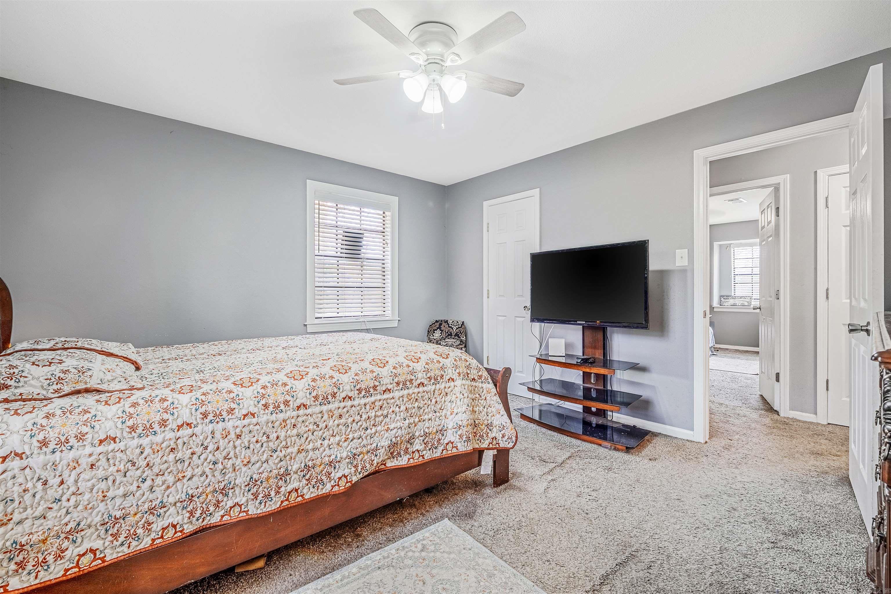 16 Emerald Court Little Rock, AR 72212