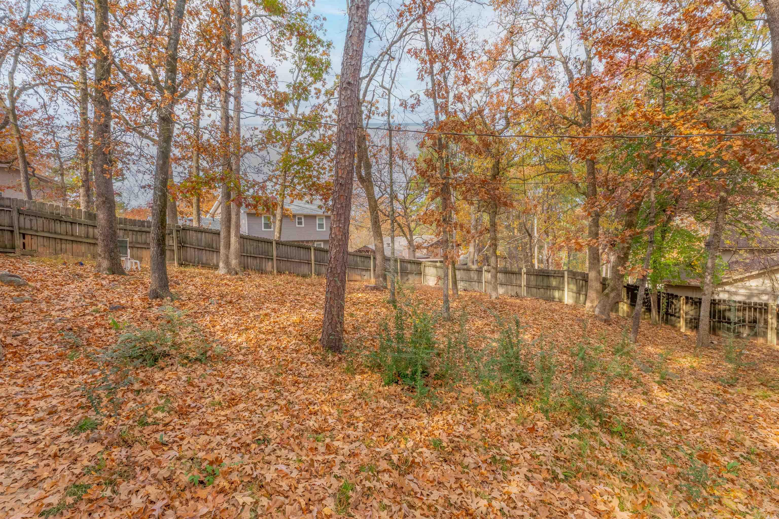 16 Emerald Court Little Rock, AR 72212