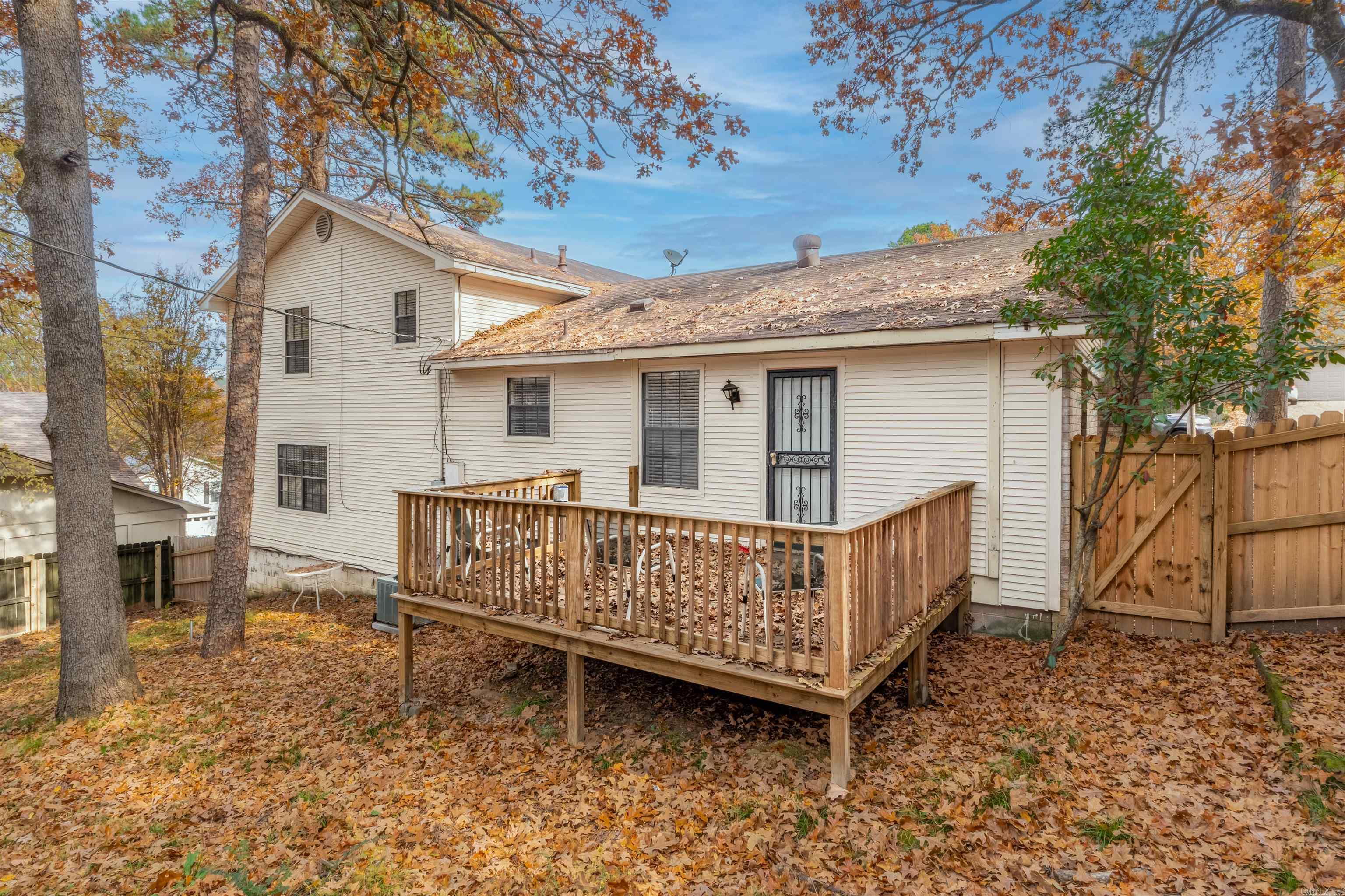 16 Emerald Court Little Rock, AR 72212