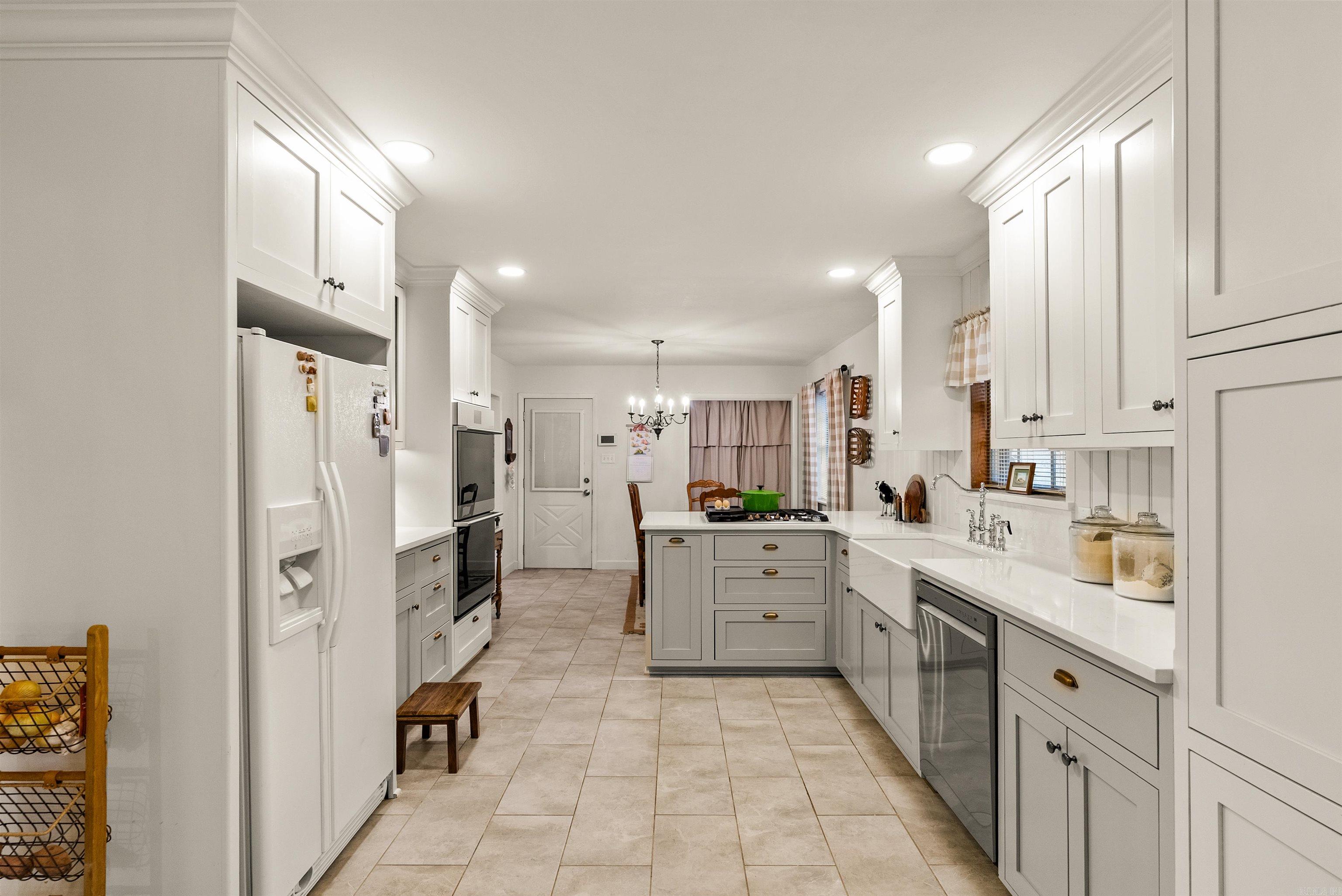 901 E 53rd Place North Little Rock, AR 72116