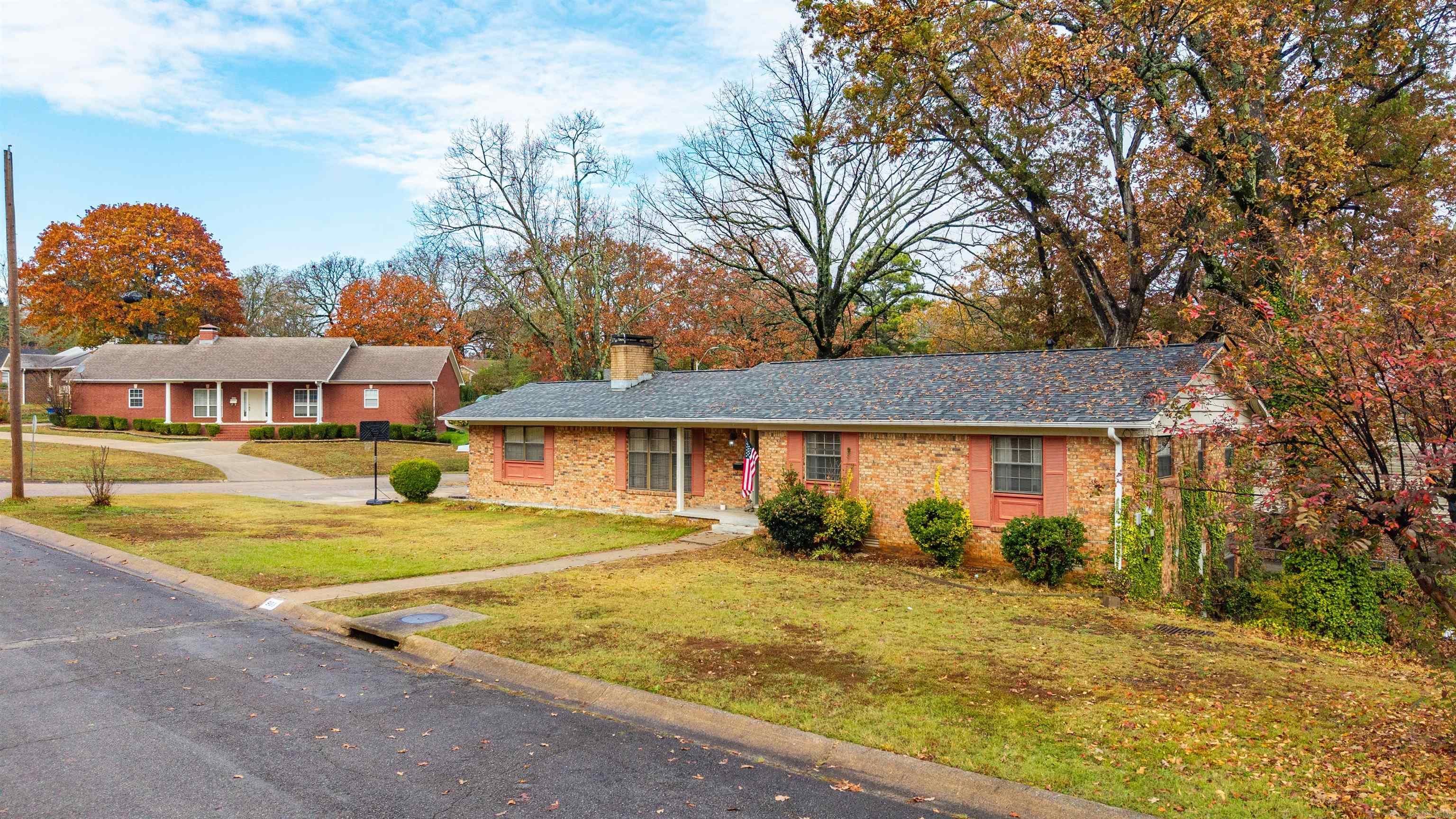 901 E 53rd Place North Little Rock, AR 72116
