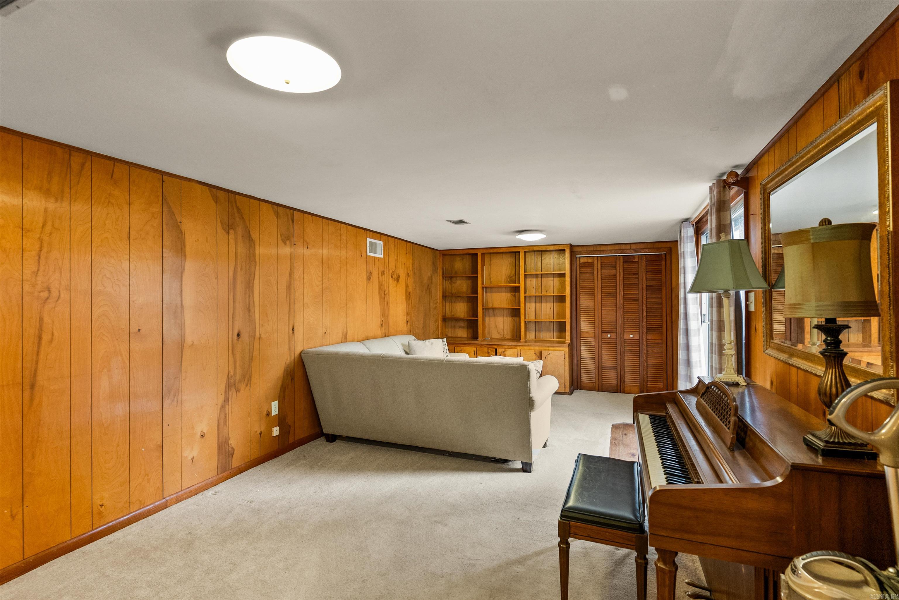 901 E 53rd Place North Little Rock, AR 72116