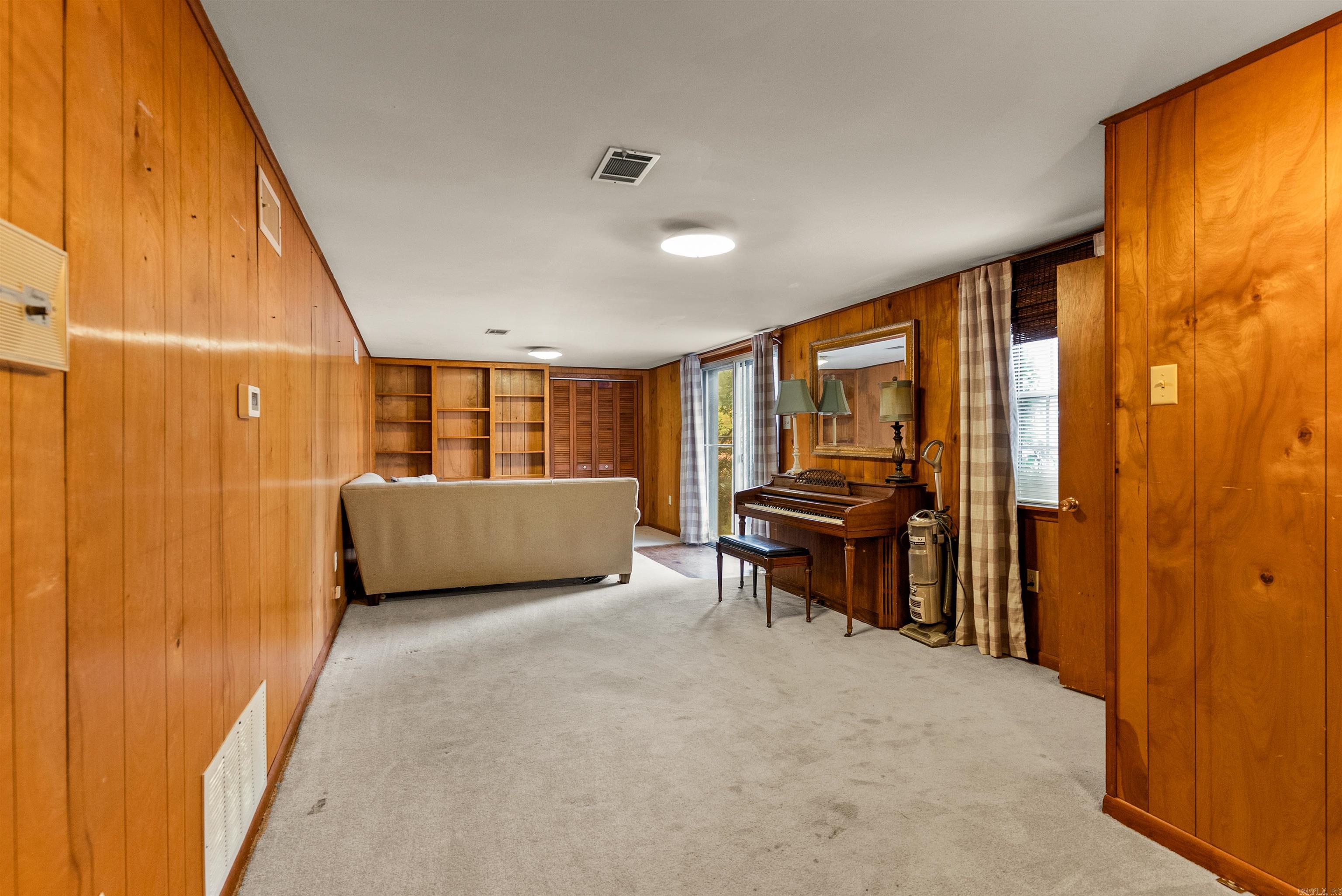 901 E 53rd Place North Little Rock, AR 72116