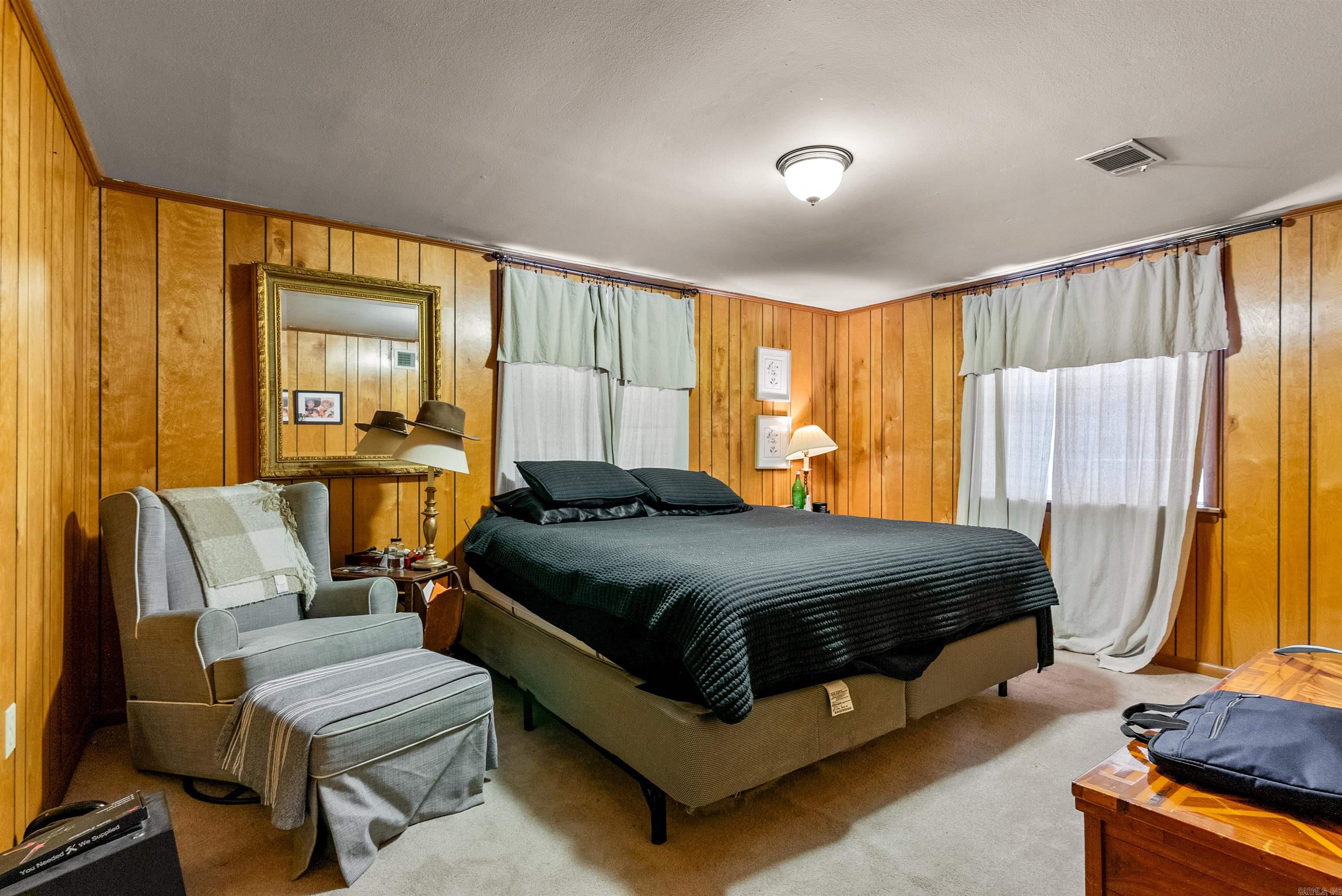 901 E 53rd Place North Little Rock, AR 72116