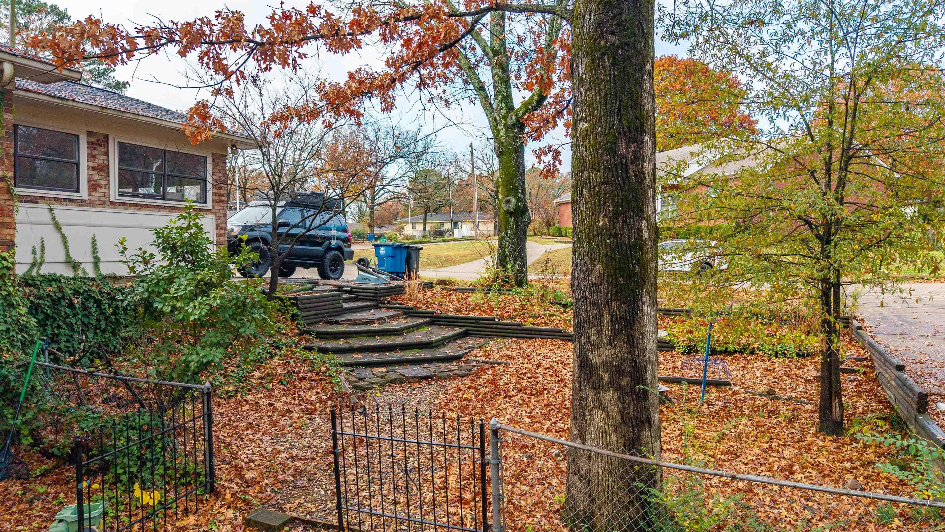 901 E 53rd Place North Little Rock, AR 72116