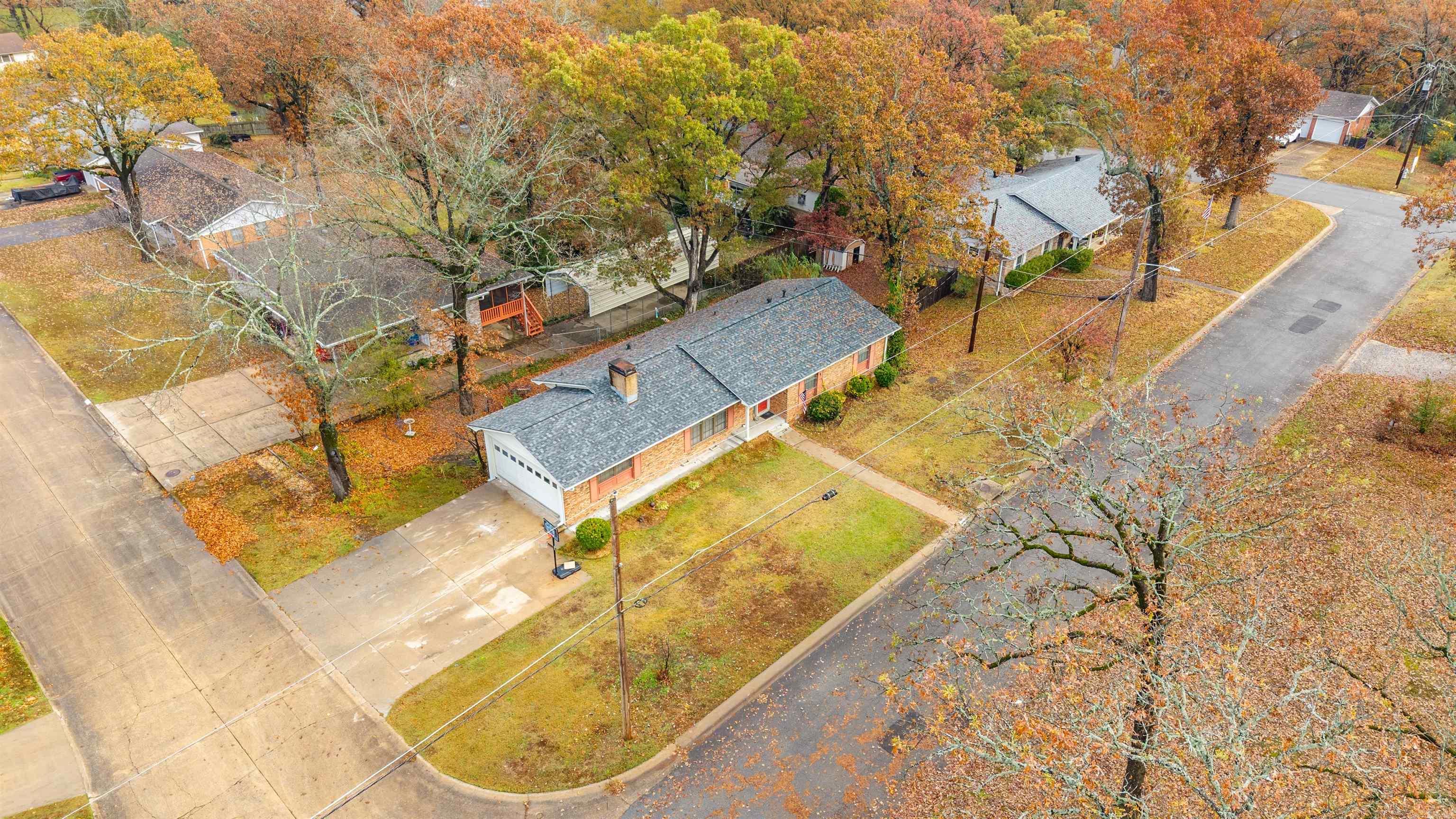 901 E 53rd Place North Little Rock, AR 72116