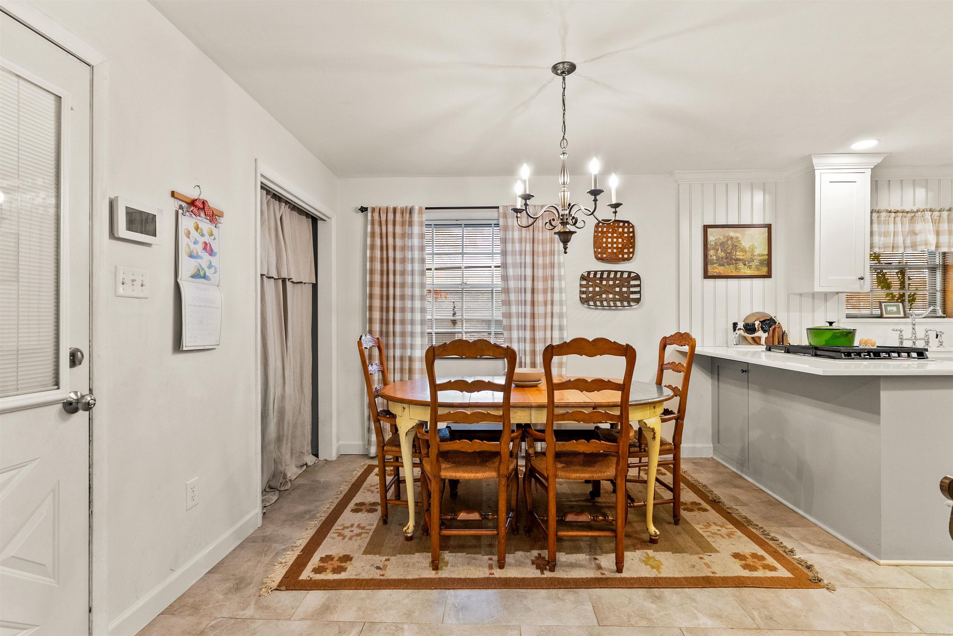 901 E 53rd Place North Little Rock, AR 72116