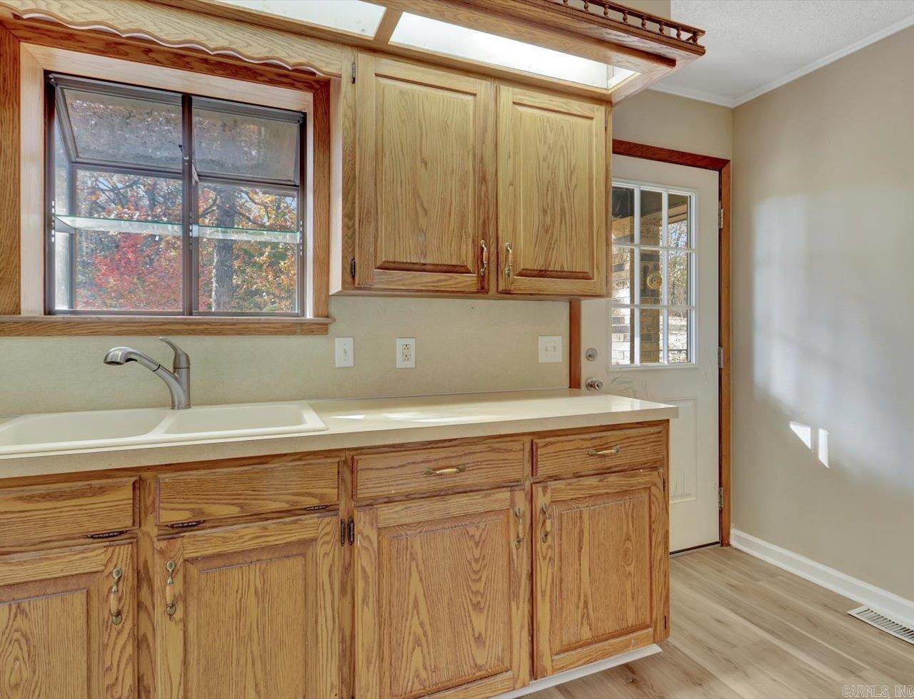 169 San Carlos Hot Springs, AR 71913