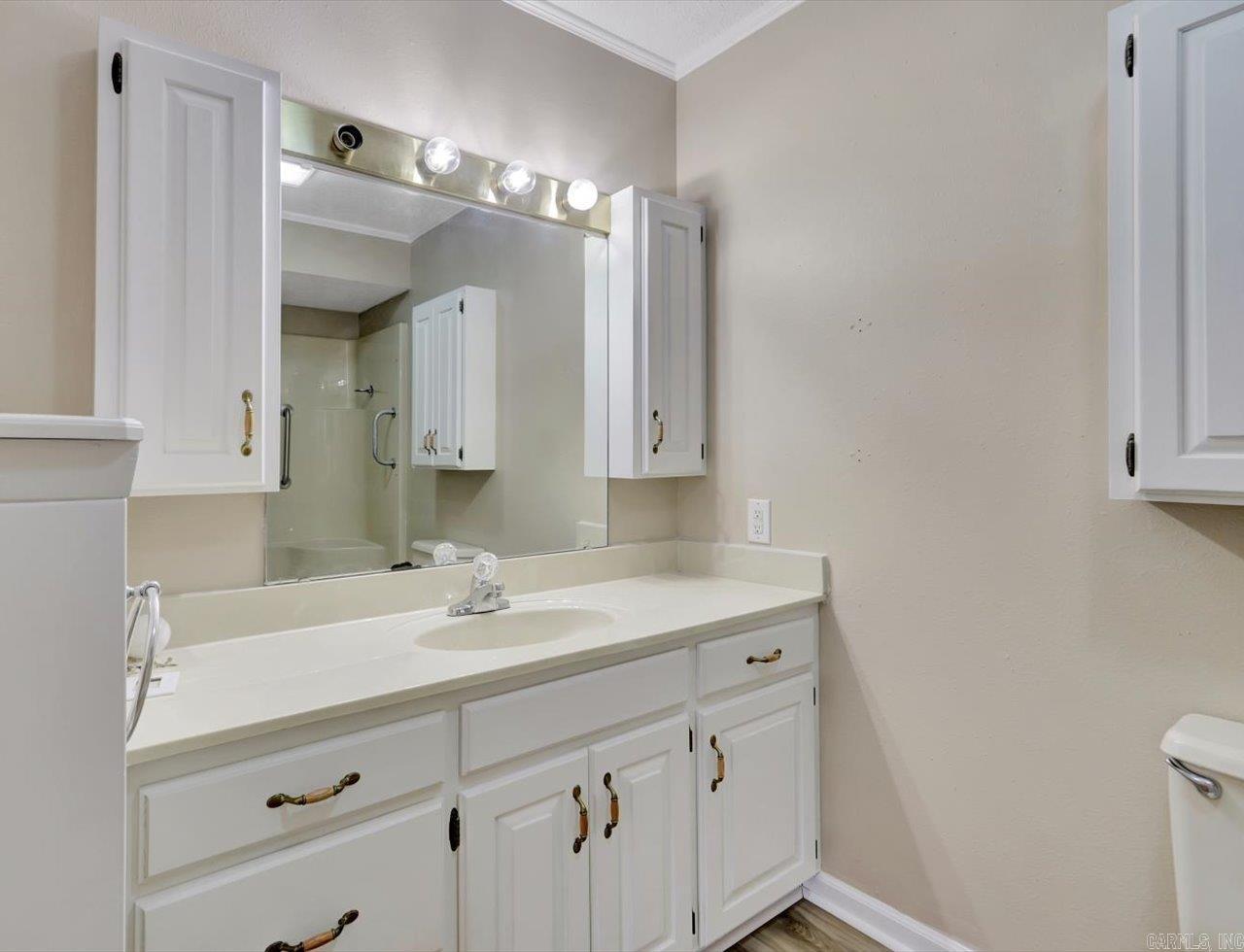 169 San Carlos Hot Springs, AR 71913