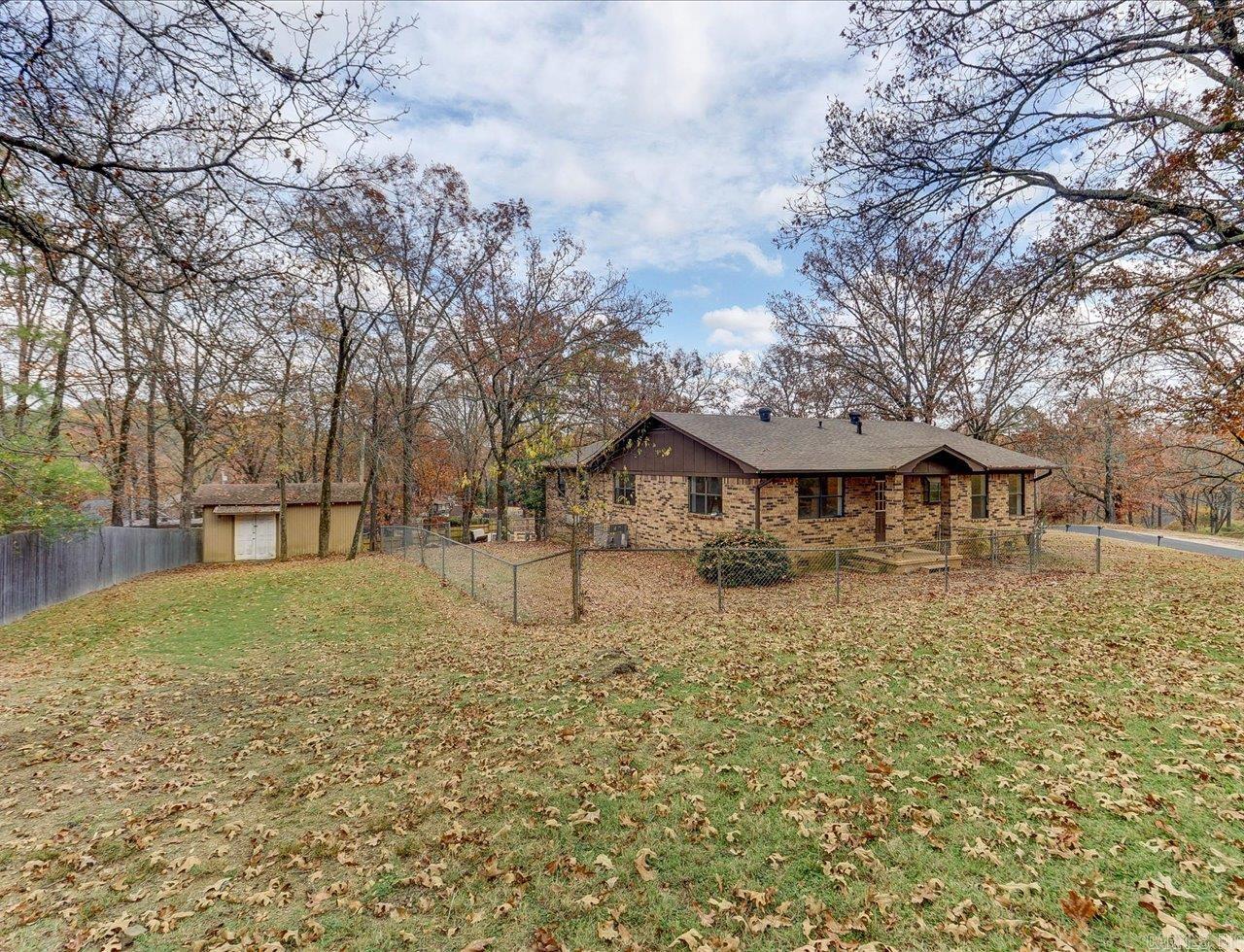 169 San Carlos Hot Springs, AR 71913