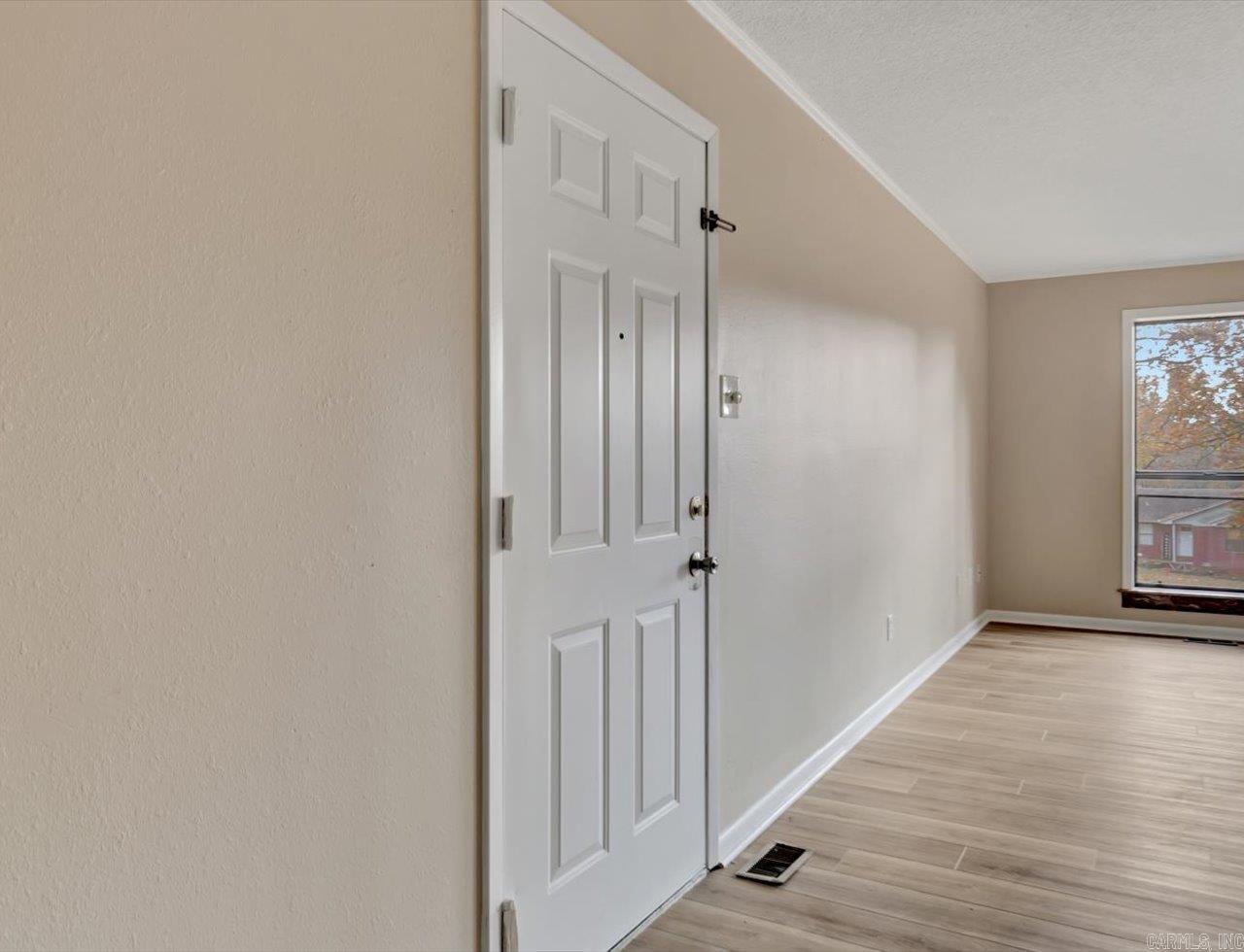 169 San Carlos Hot Springs, AR 71913