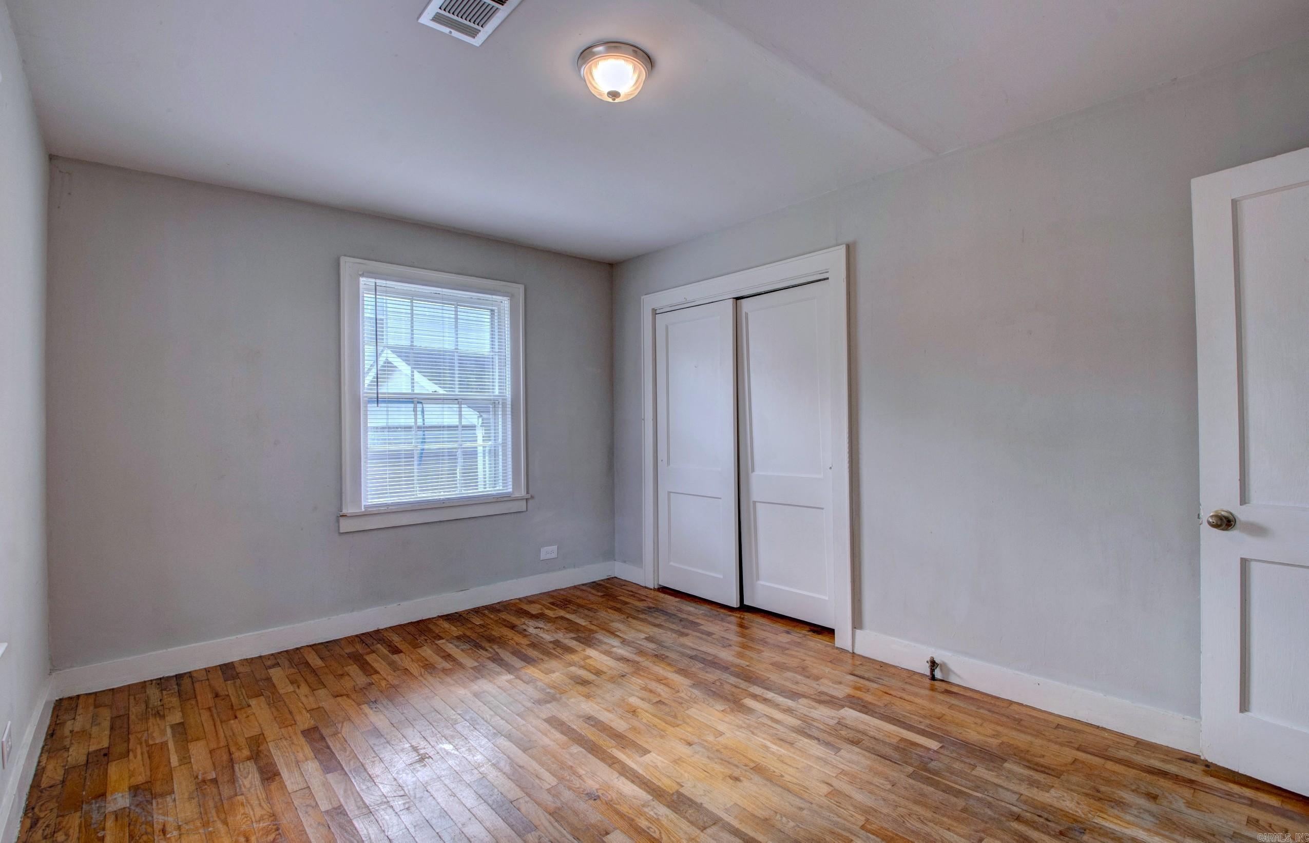 607 James  Searcy, AR