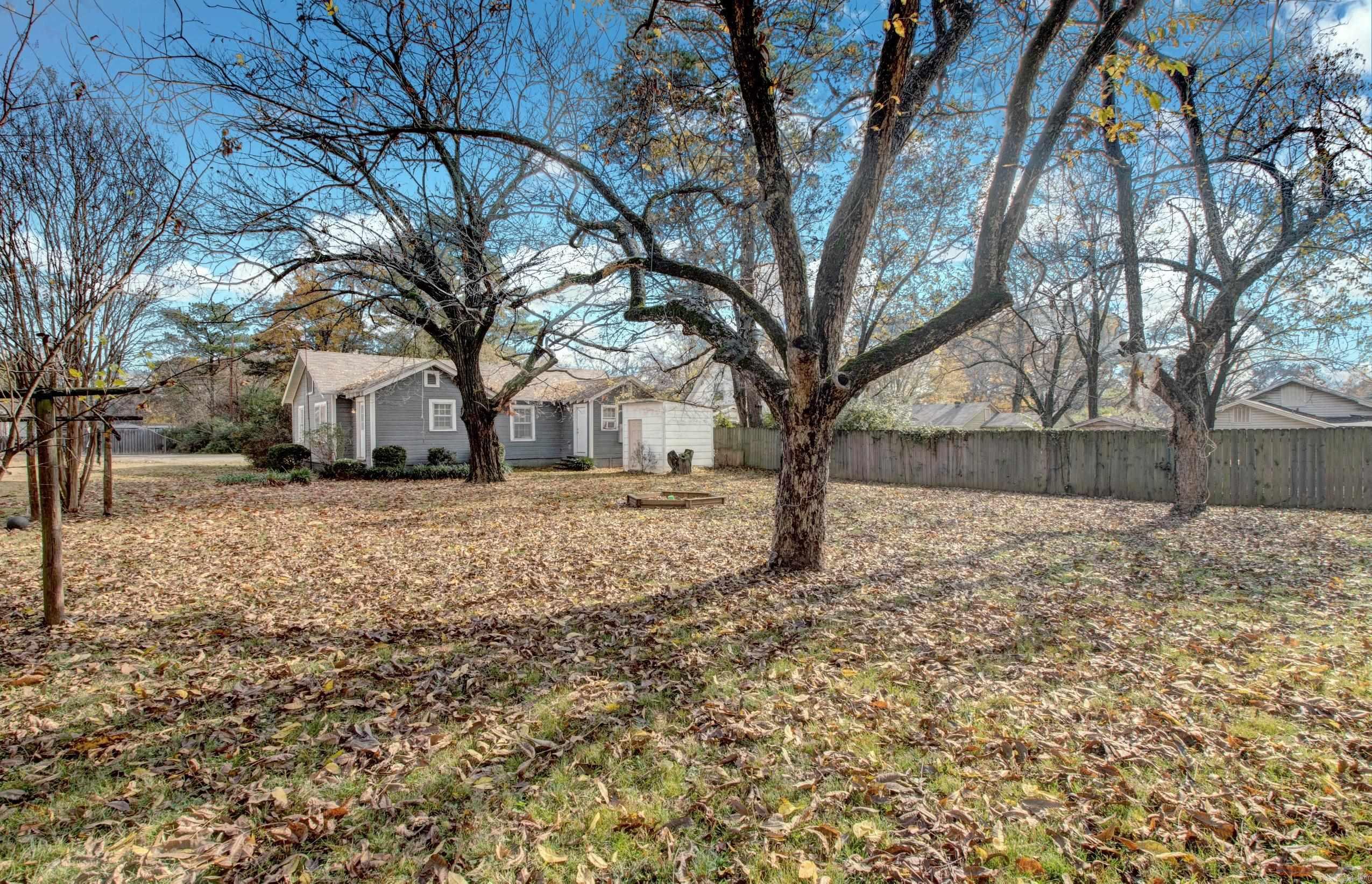 607 James  Searcy, AR